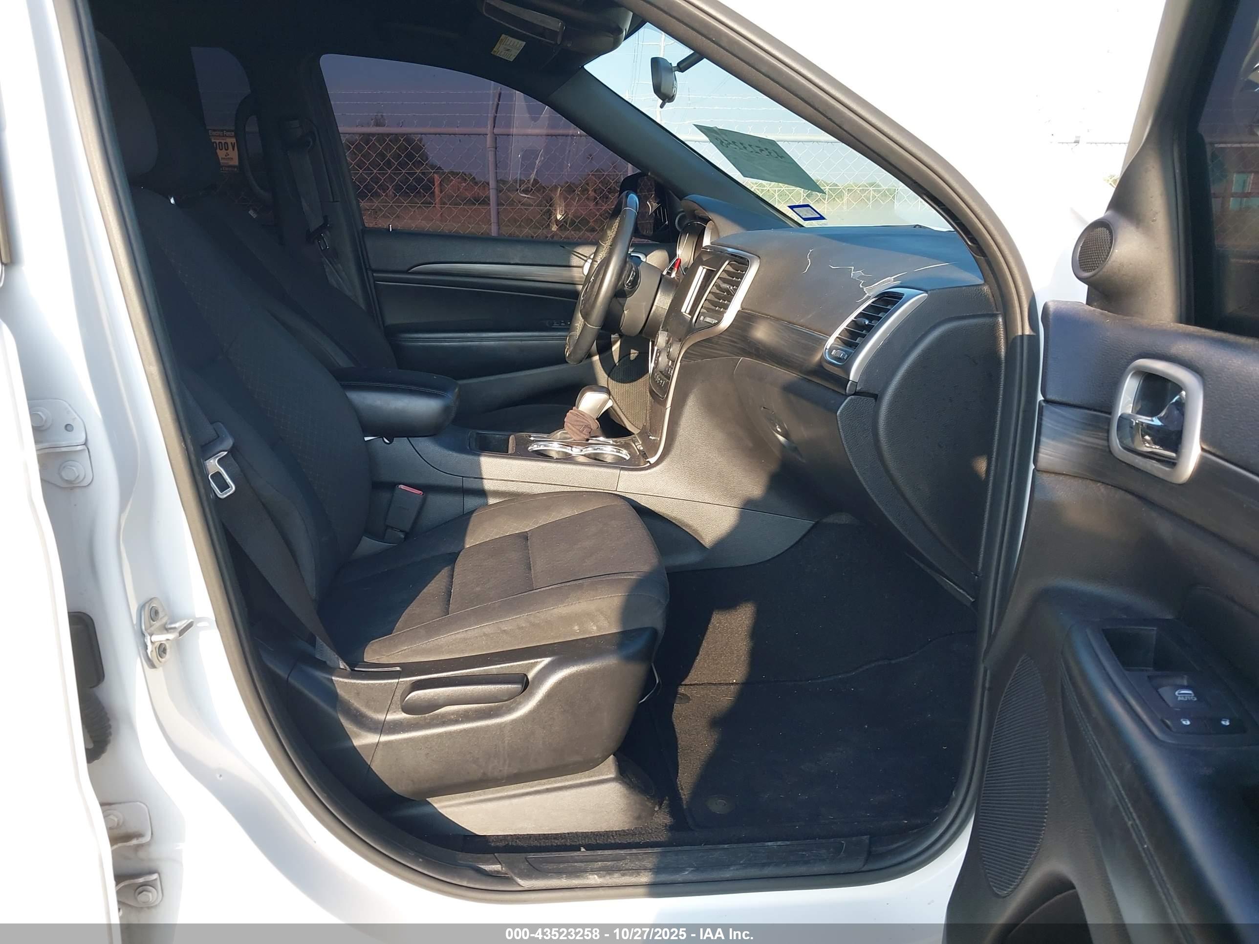 JEEP GRAND image 5