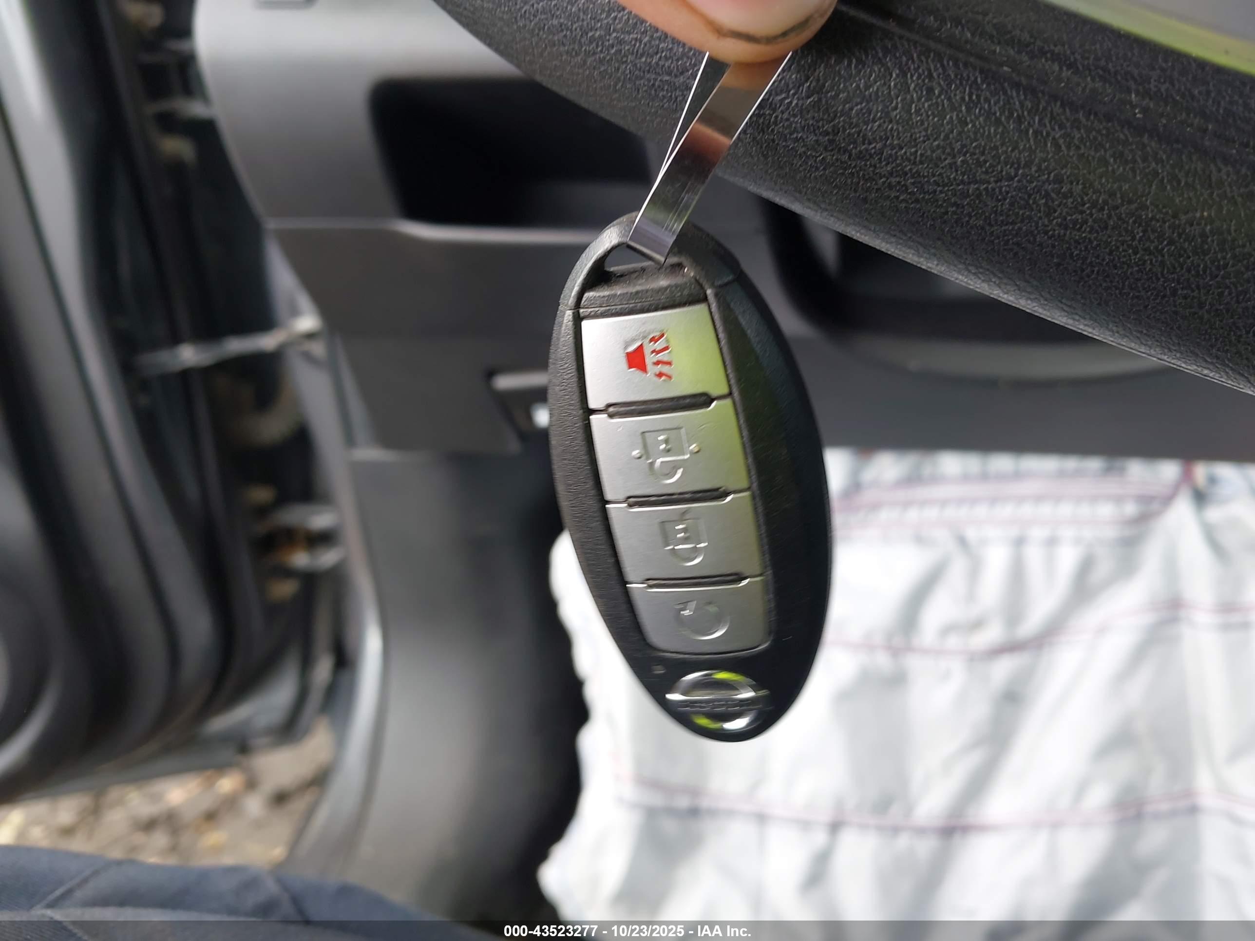 NISSAN KICKS image 11