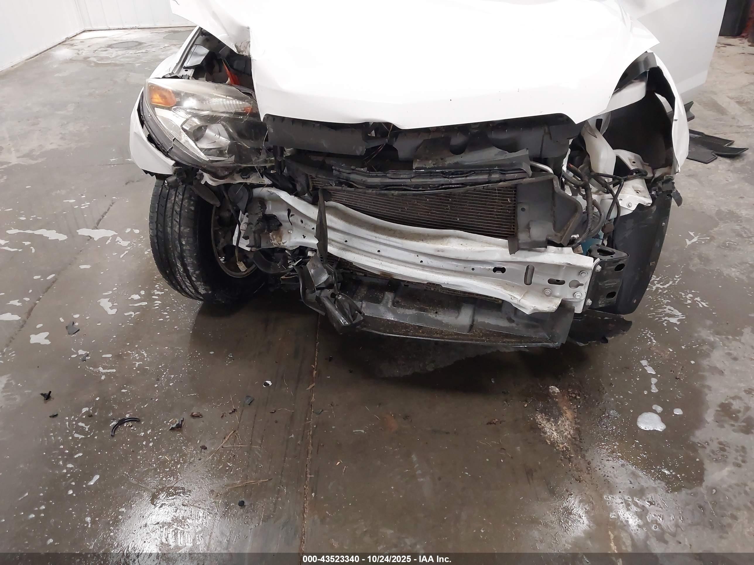 CHEVROLET EQUINOX image 6