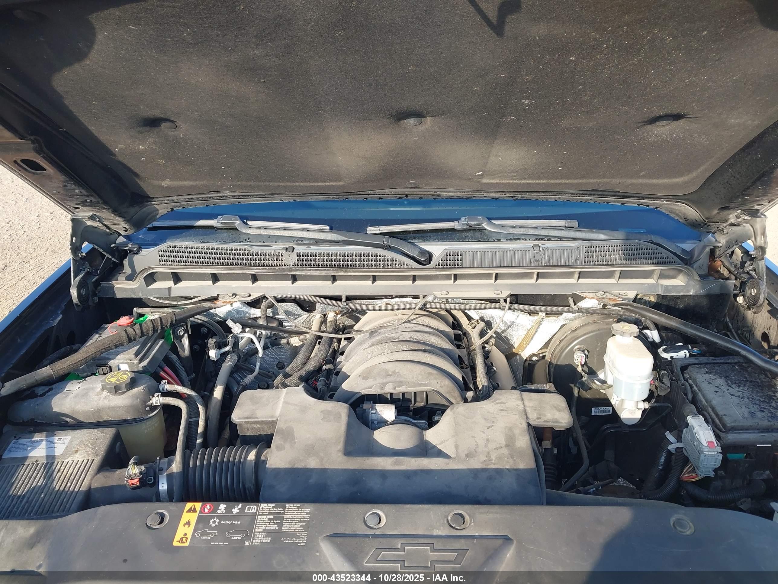 CHEVROLET SILVERADO image 10
