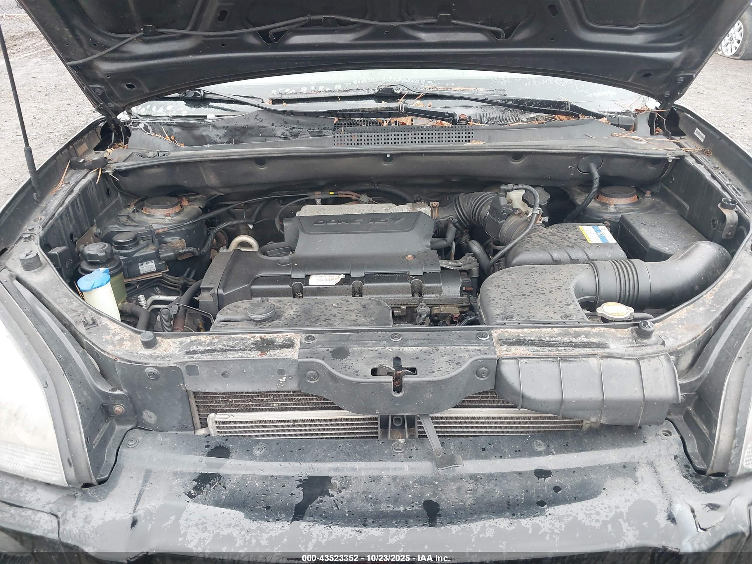 HYUNDAI TUCSON image 10