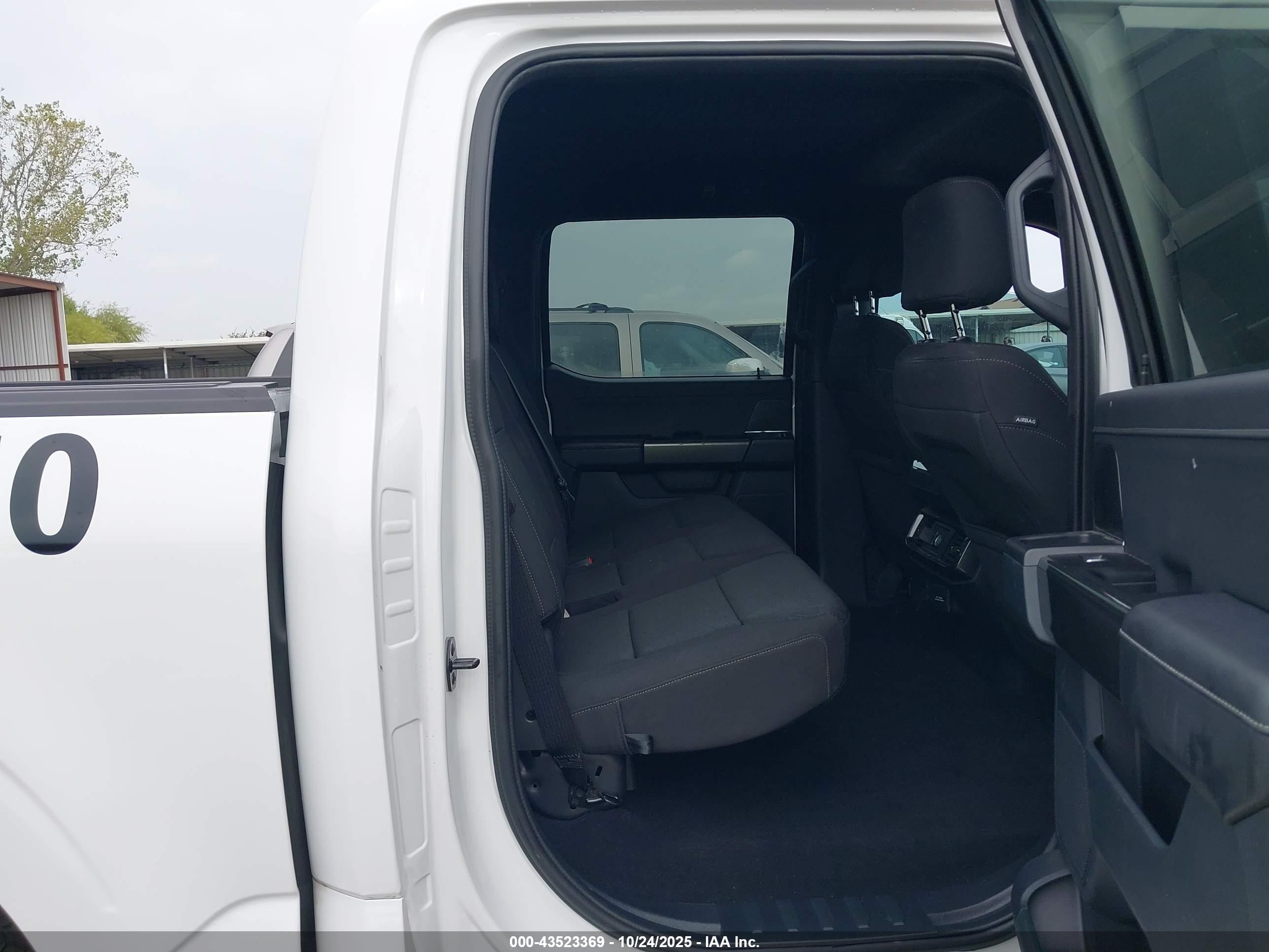FORD F150 image 8