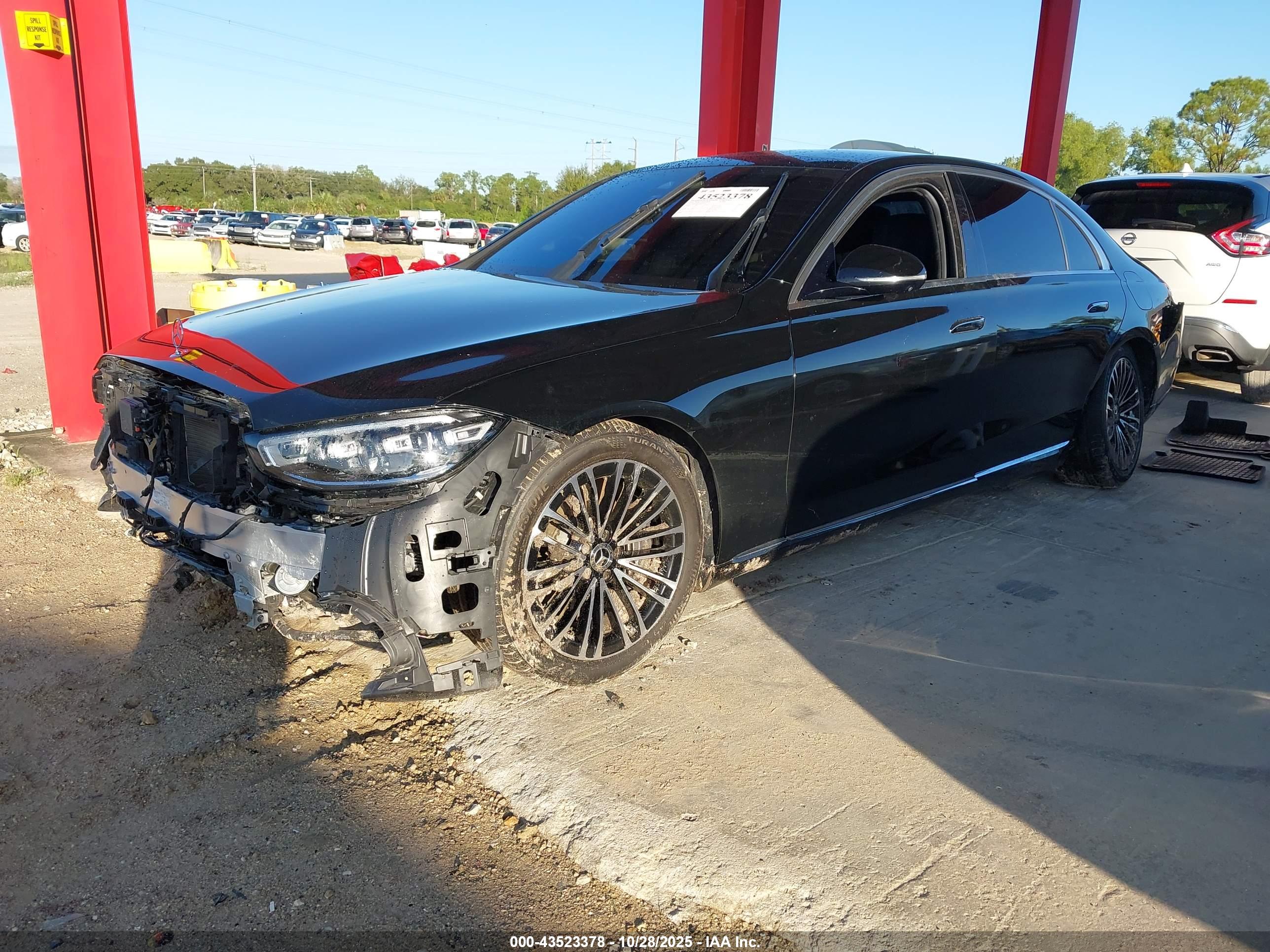 MERCEDES-BENZ S image 2