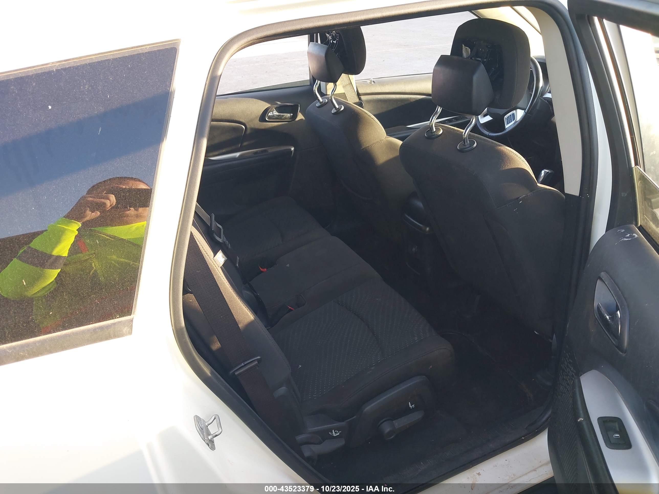 DODGE JOURNEY image 8