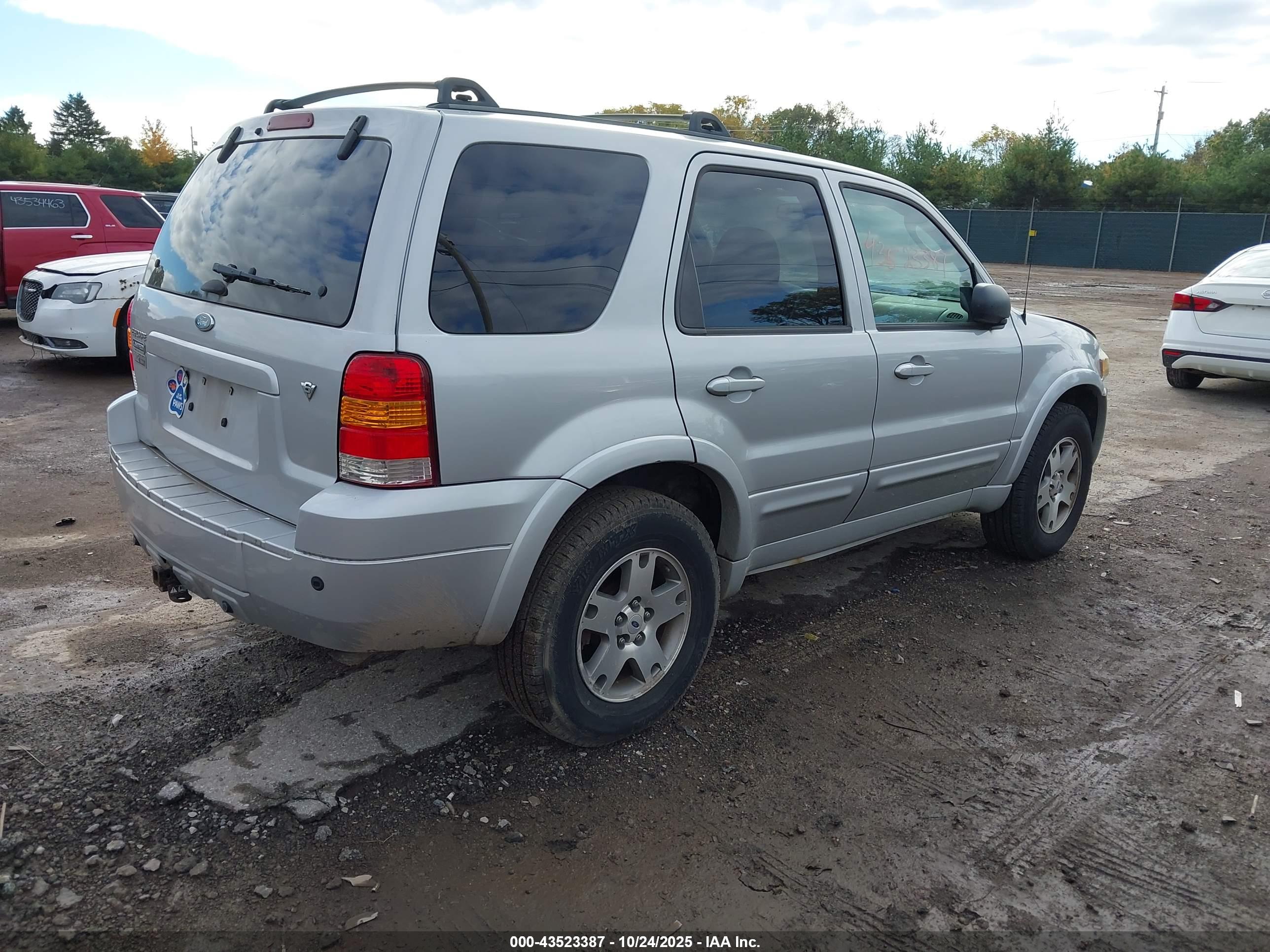 FORD ESCAPE image 4