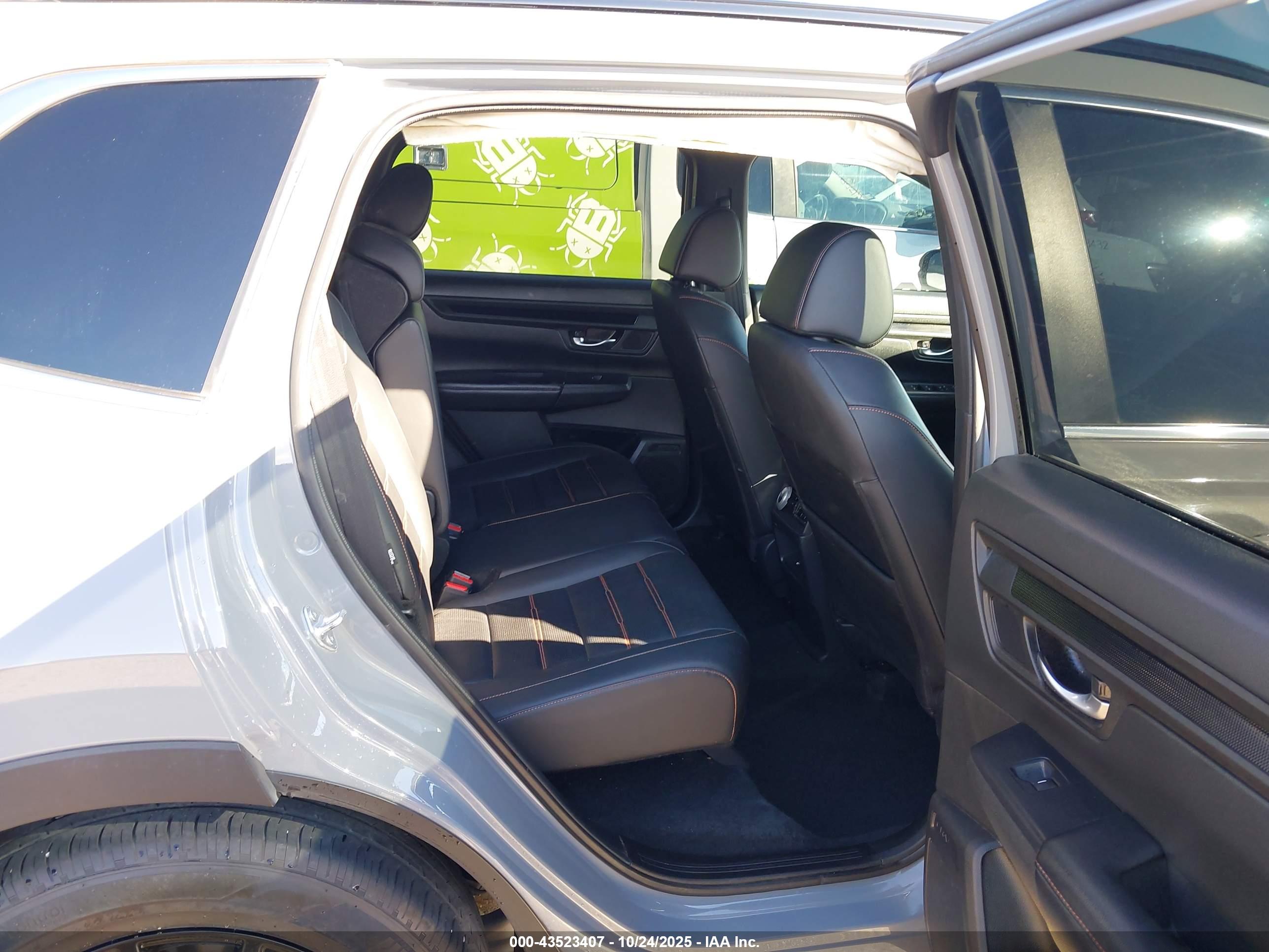 HONDA CR-V image 8