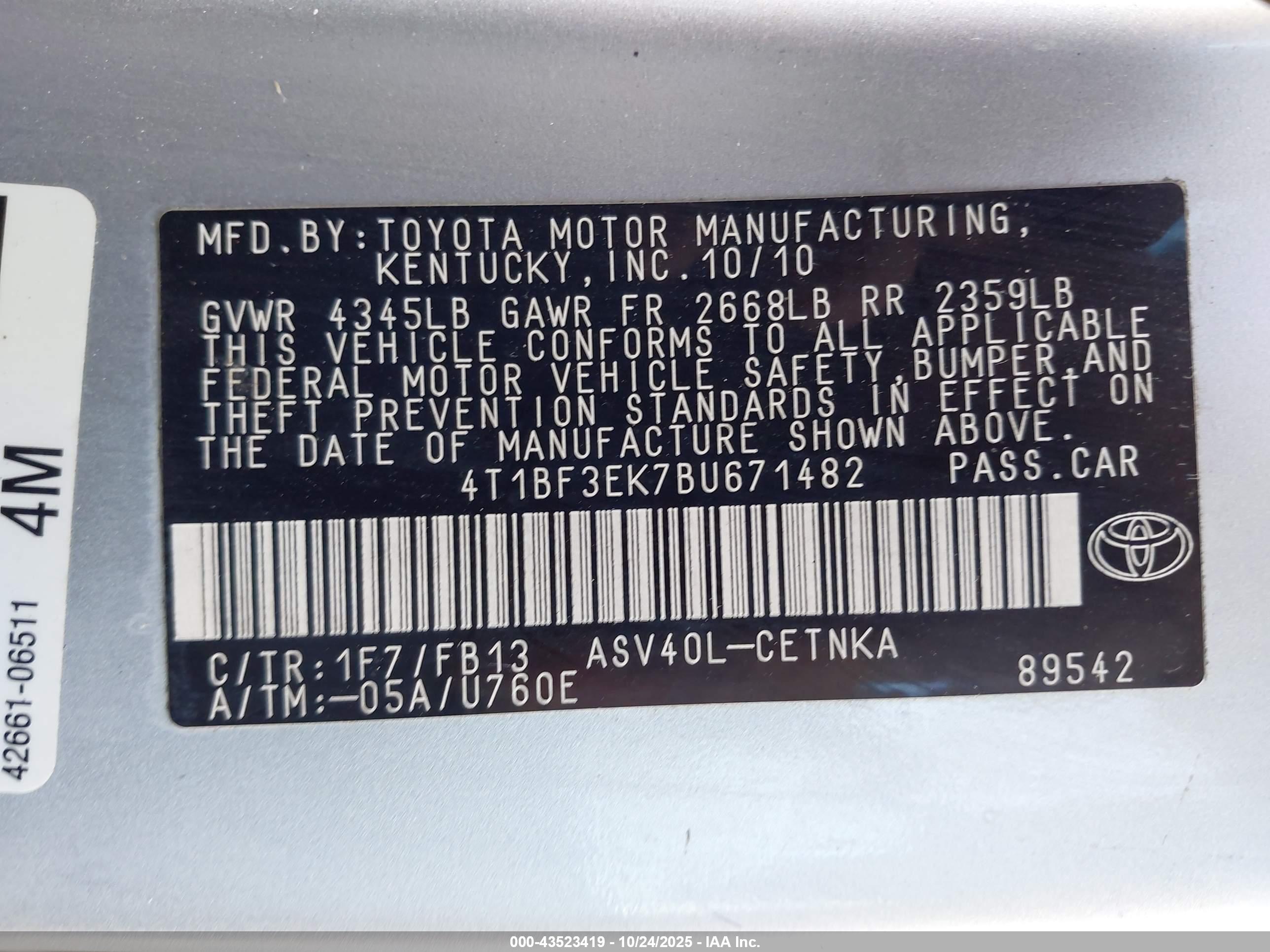 TOYOTA CAMRY image 9
