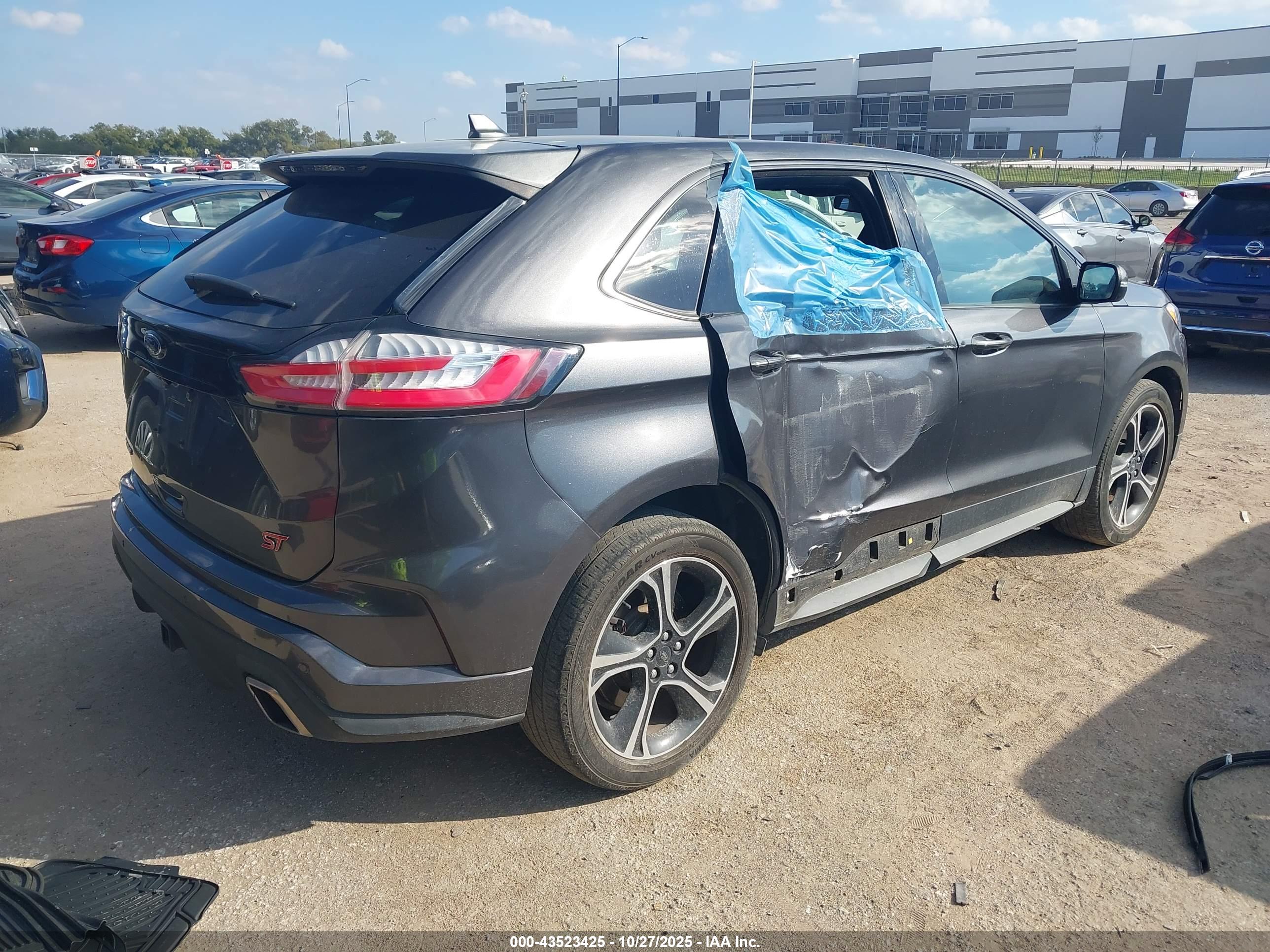 FORD EDGE image 4