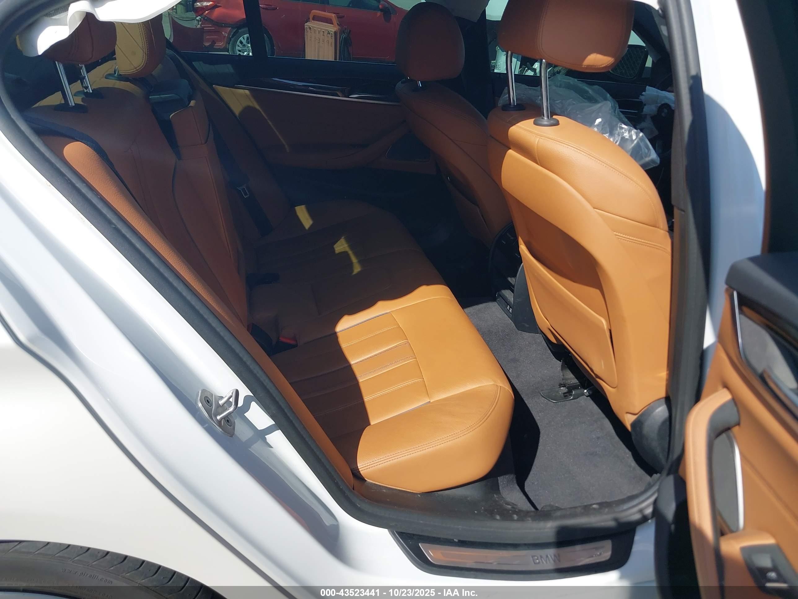 BMW 530I image 8
