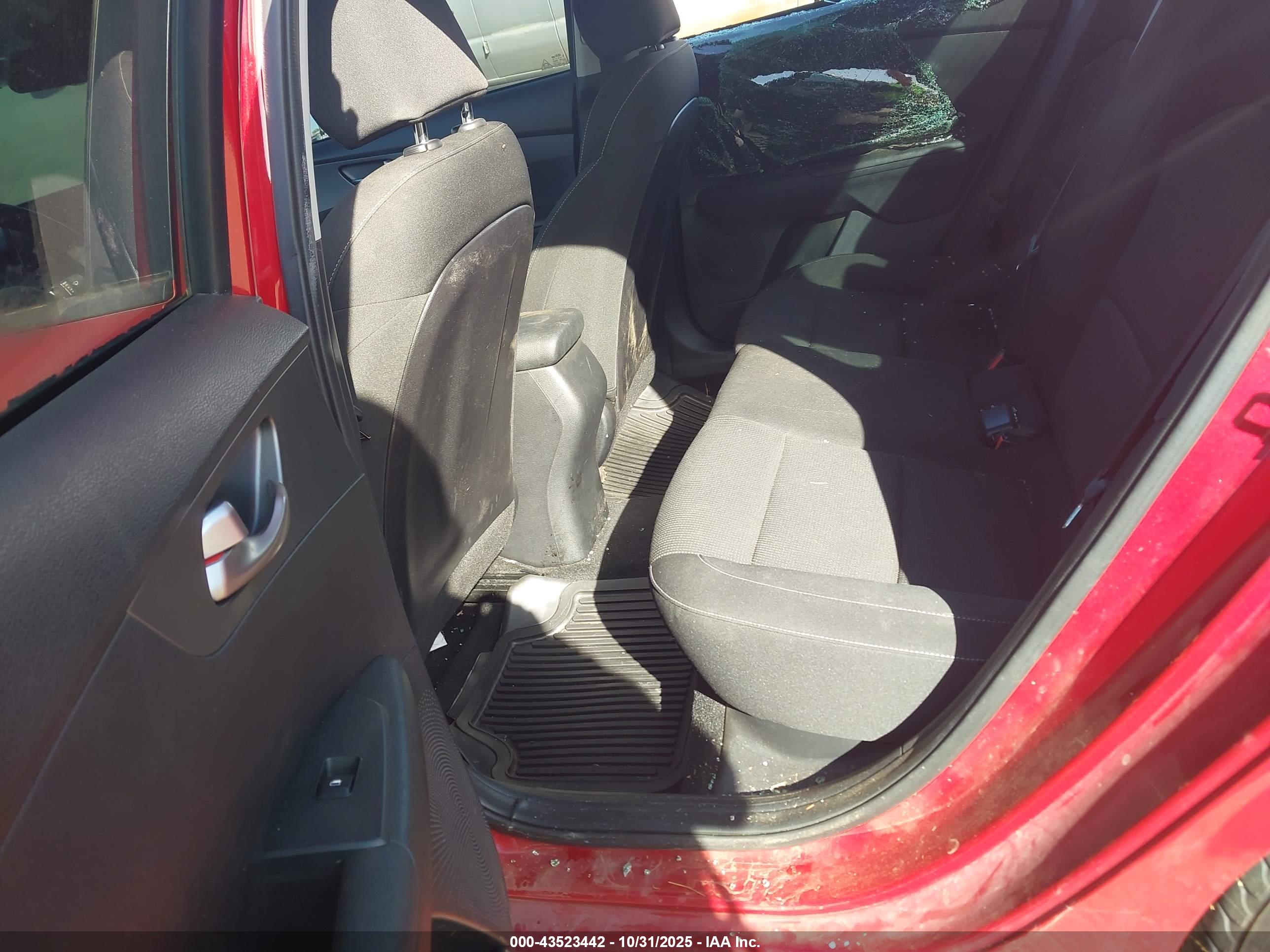 KIA FORTE image 8