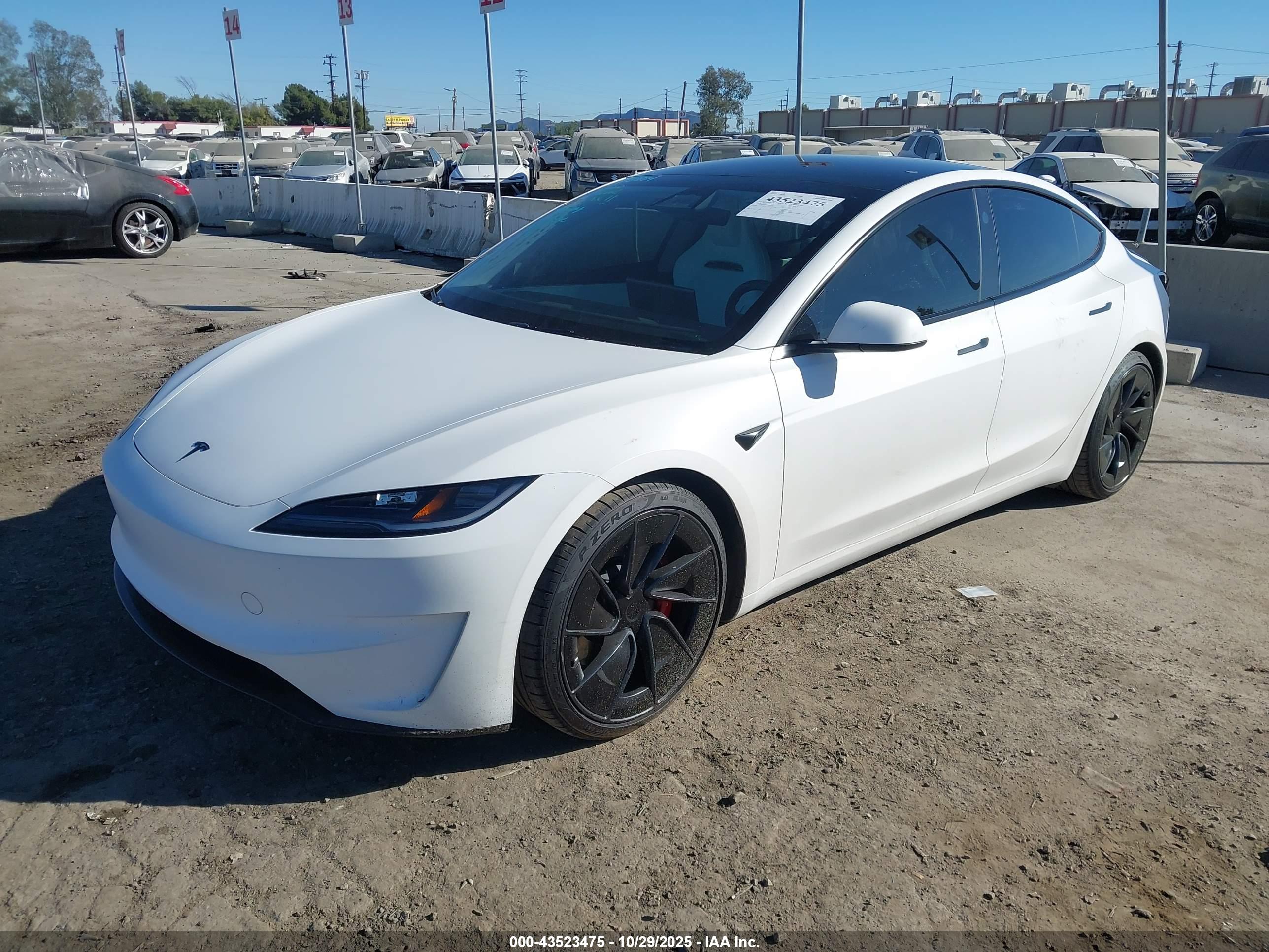 TESLA MODEL image 2