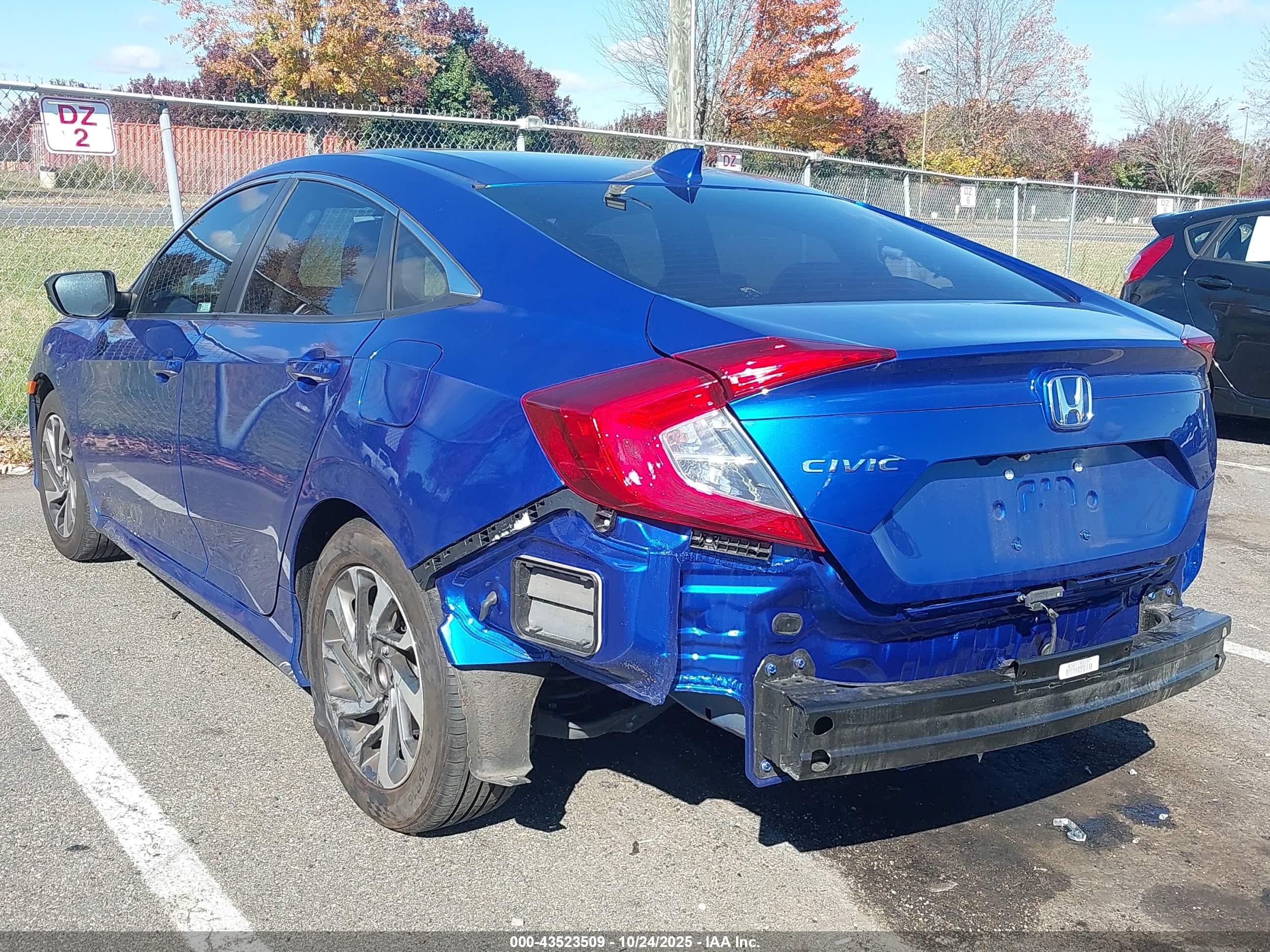 HONDA CIVIC image 3