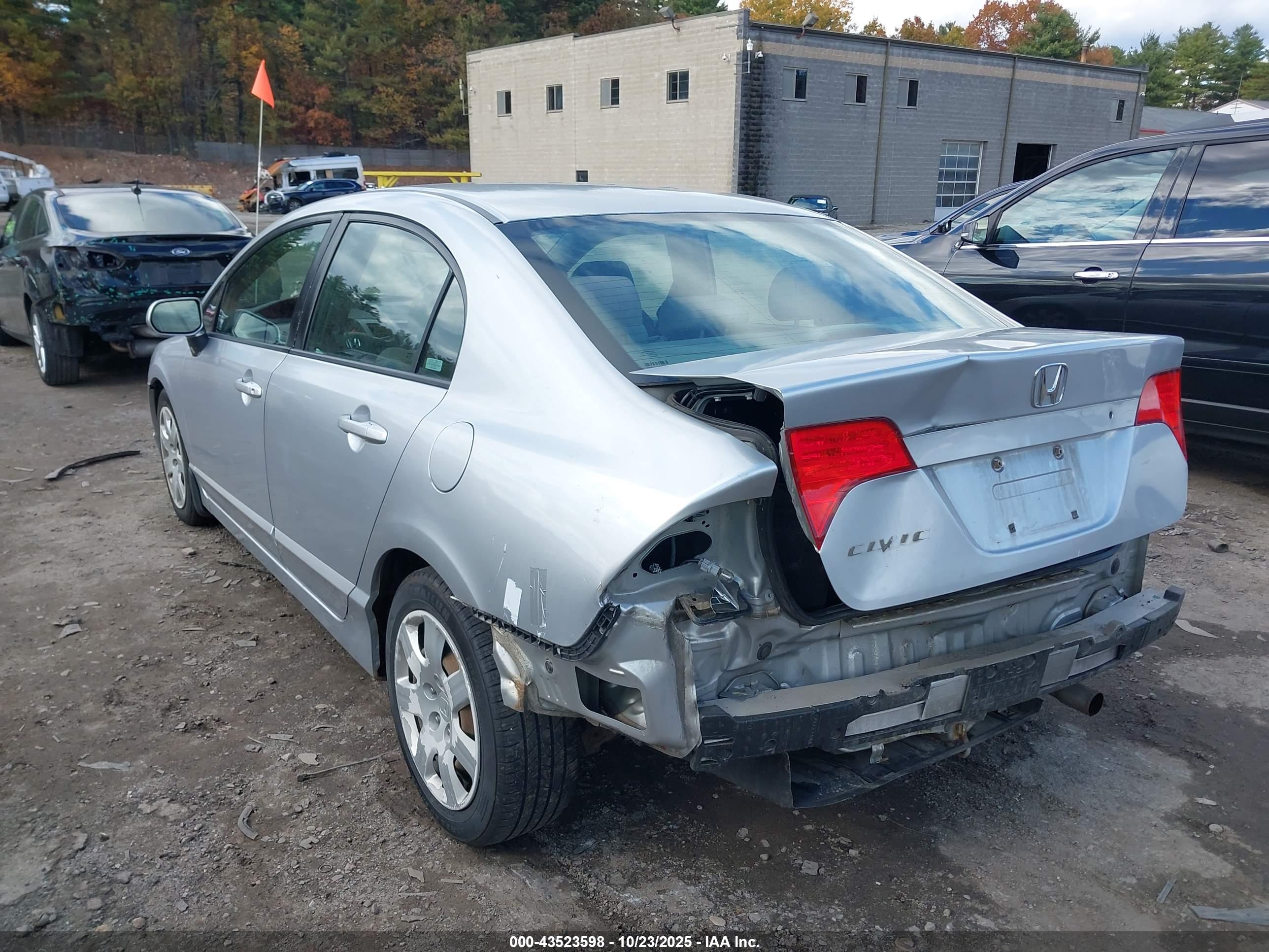 HONDA CIVIC image 3