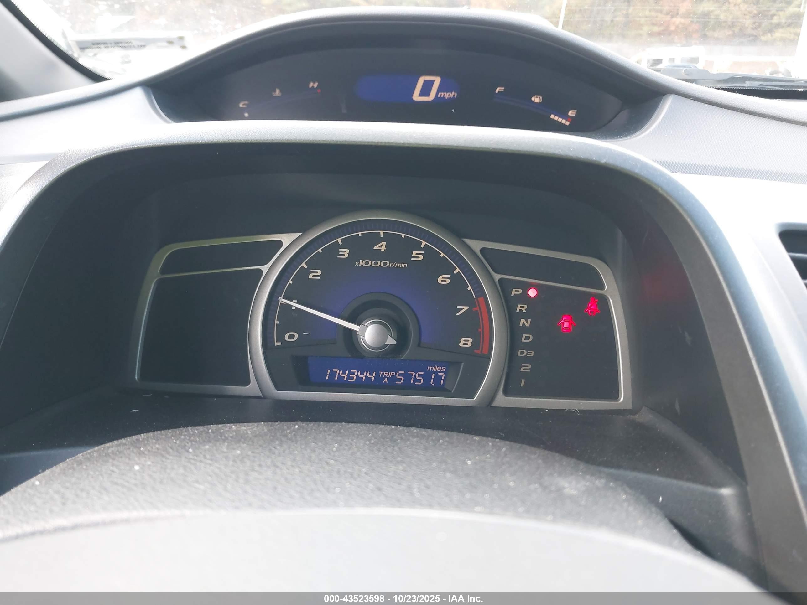 HONDA CIVIC image 7