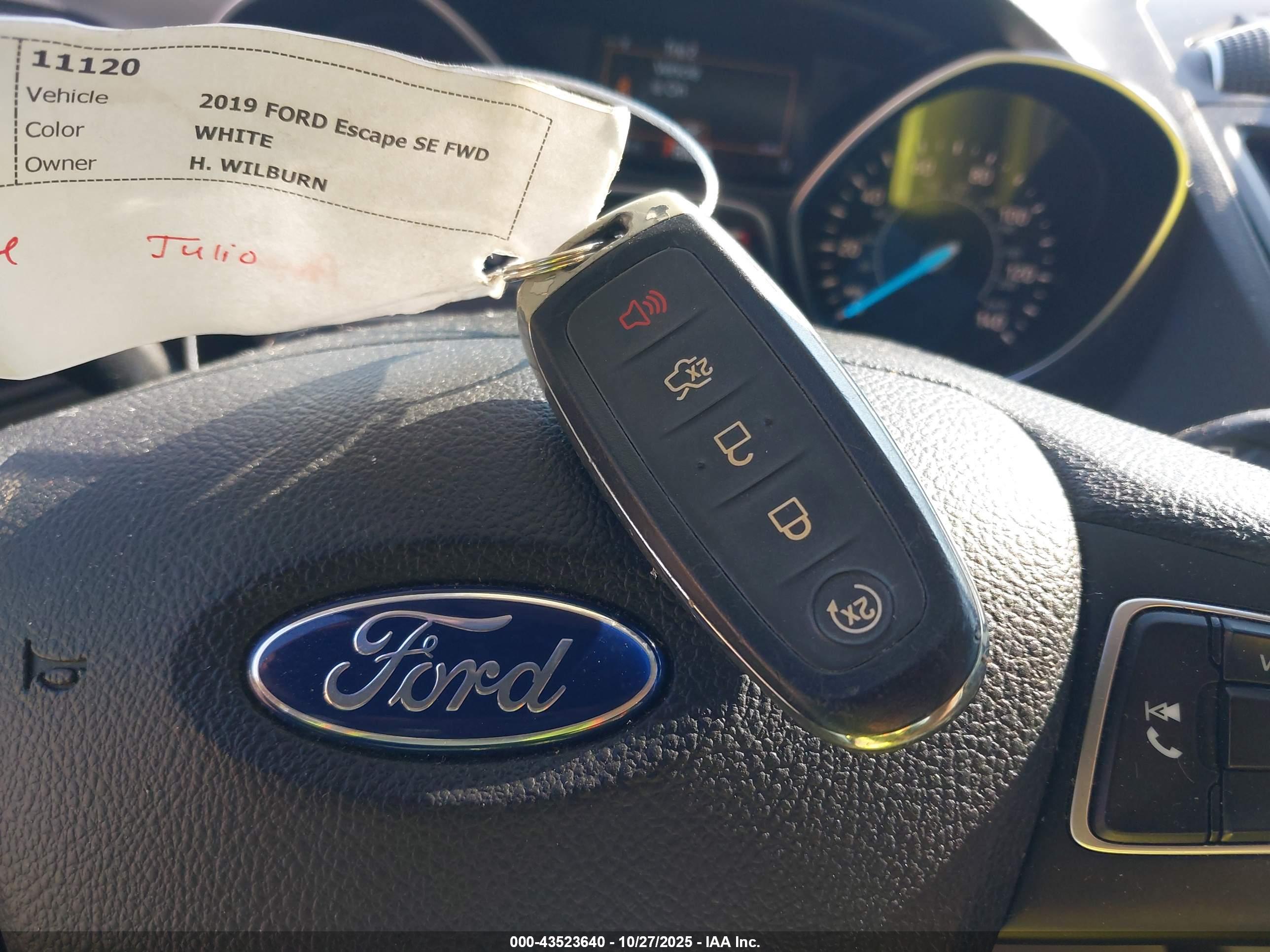 FORD ESCAPE image 11