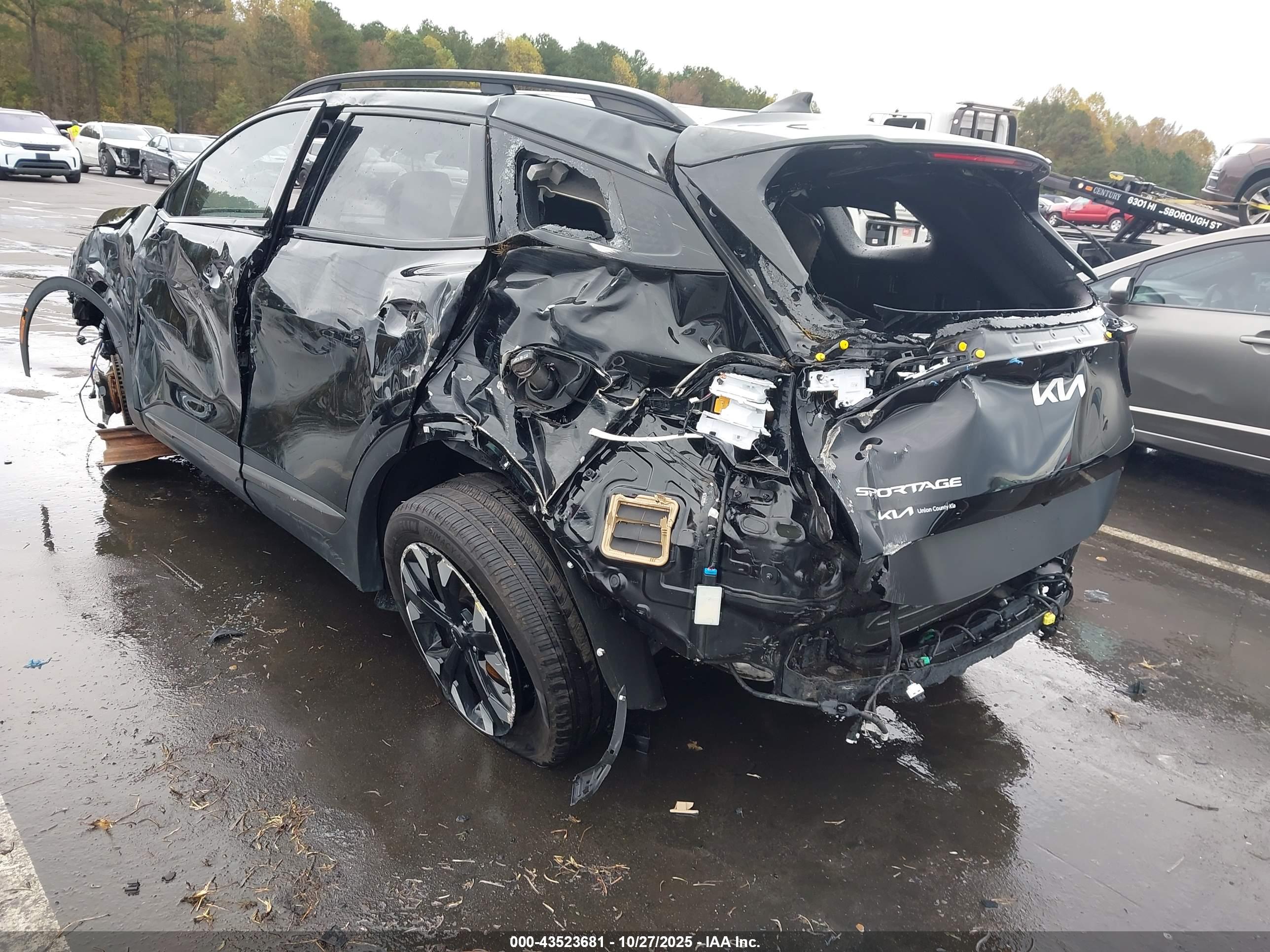 KIA SPORTAGE image 3