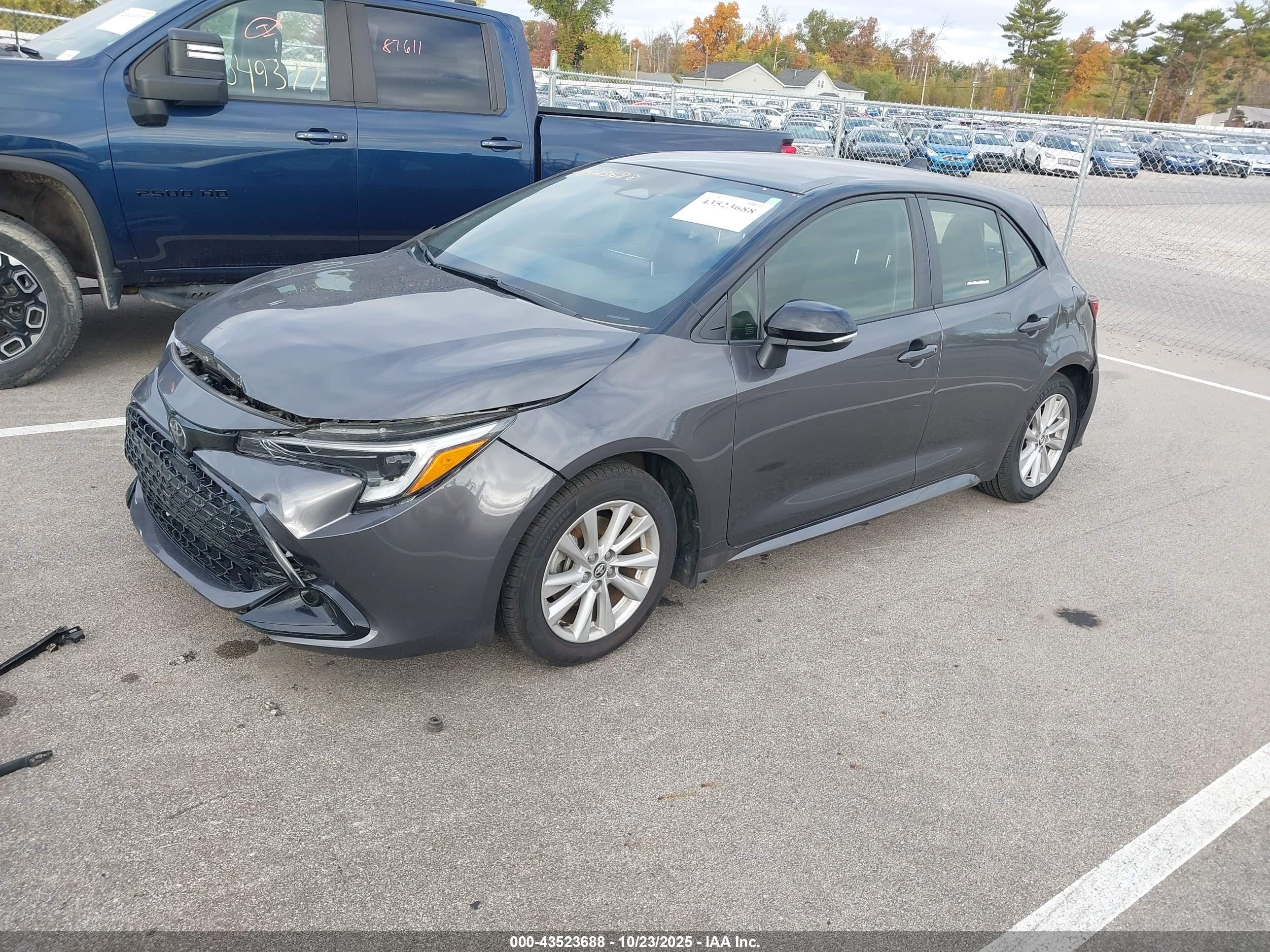 TOYOTA COROLLA image 2