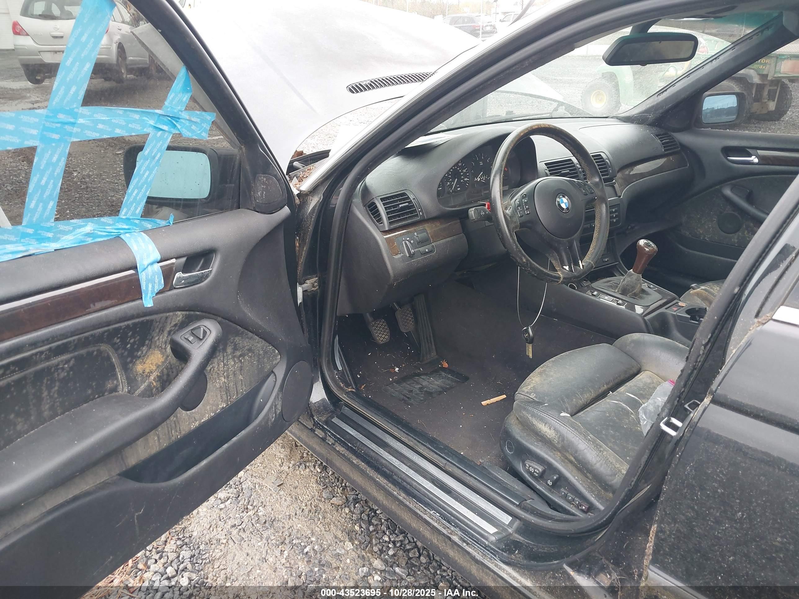 BMW 325I image 6