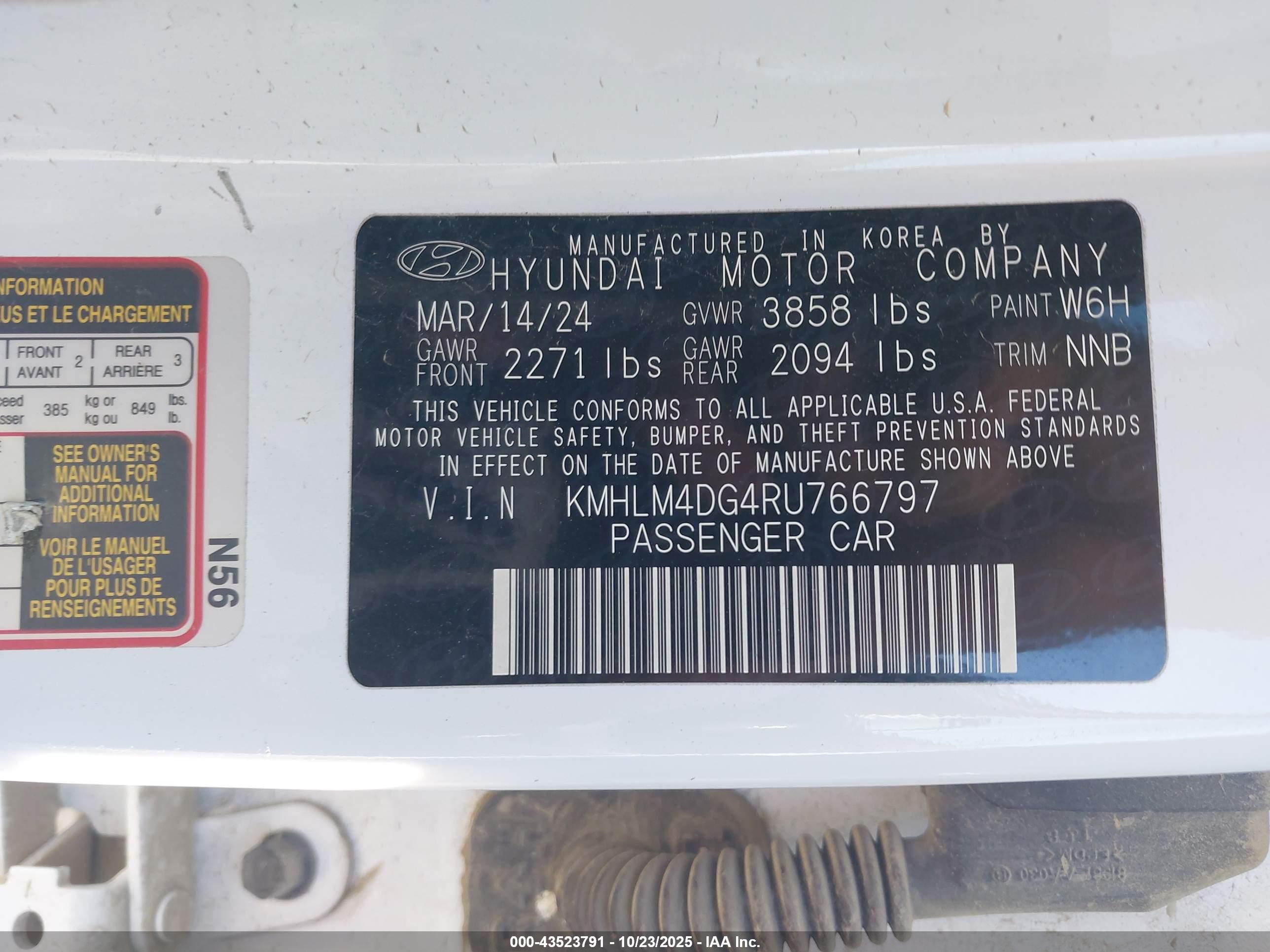 HYUNDAI ELANTRA image 9