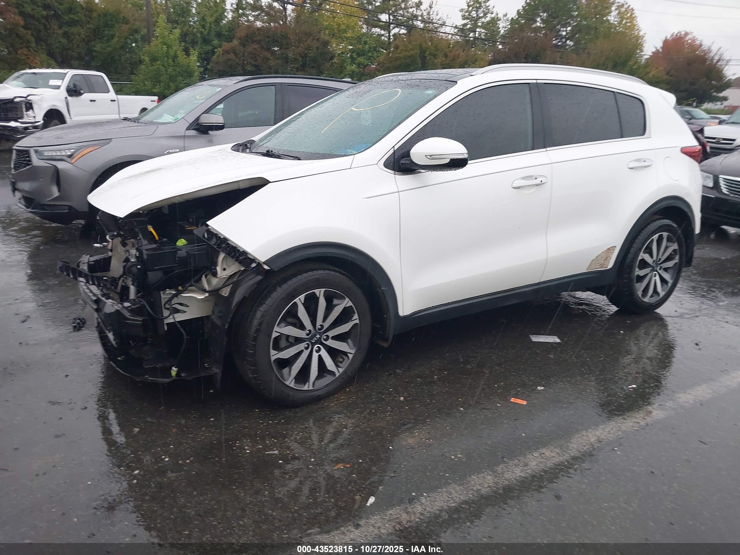 KIA SPORTAGE image 2