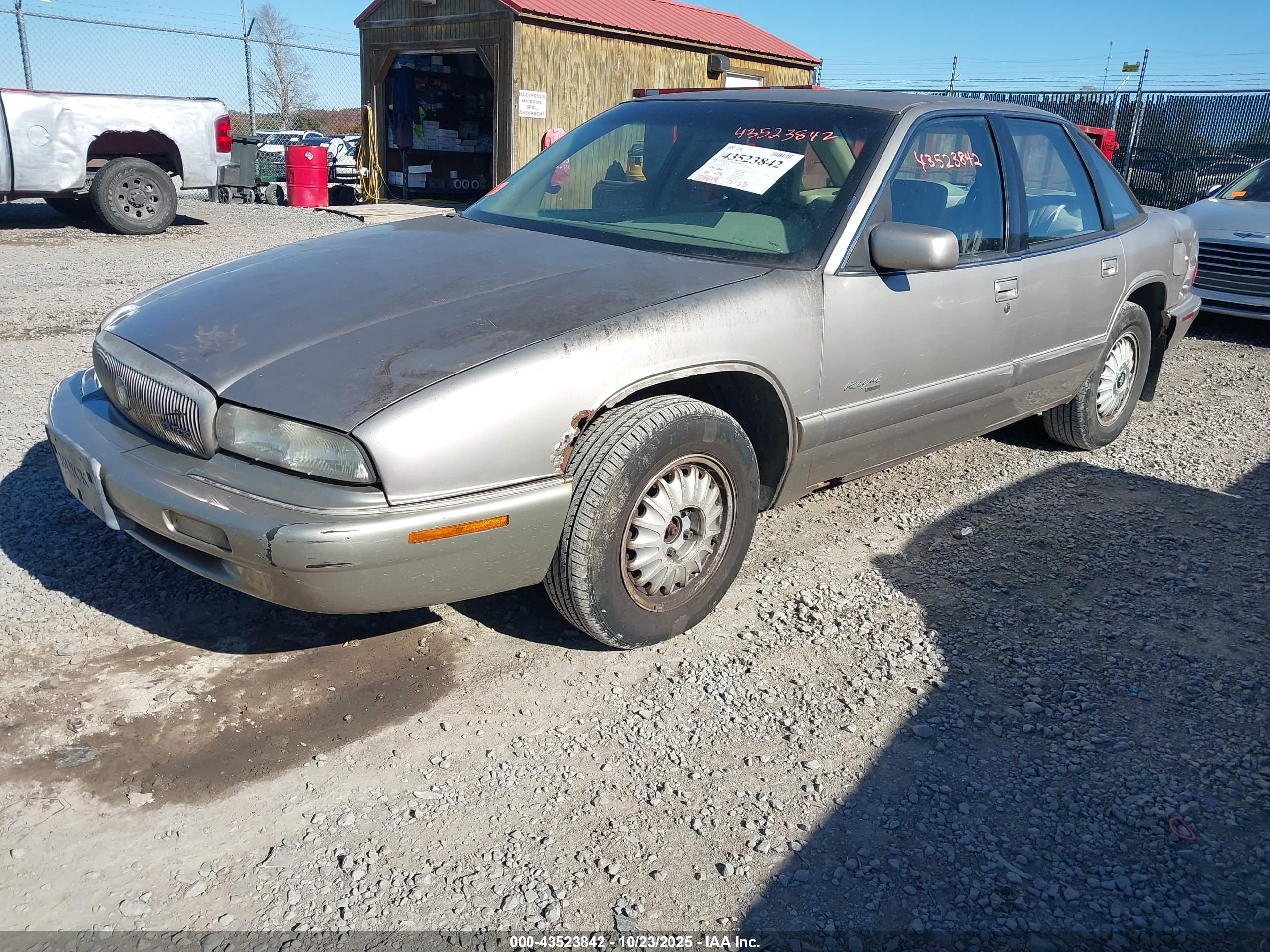 BUICK REGAL image 2