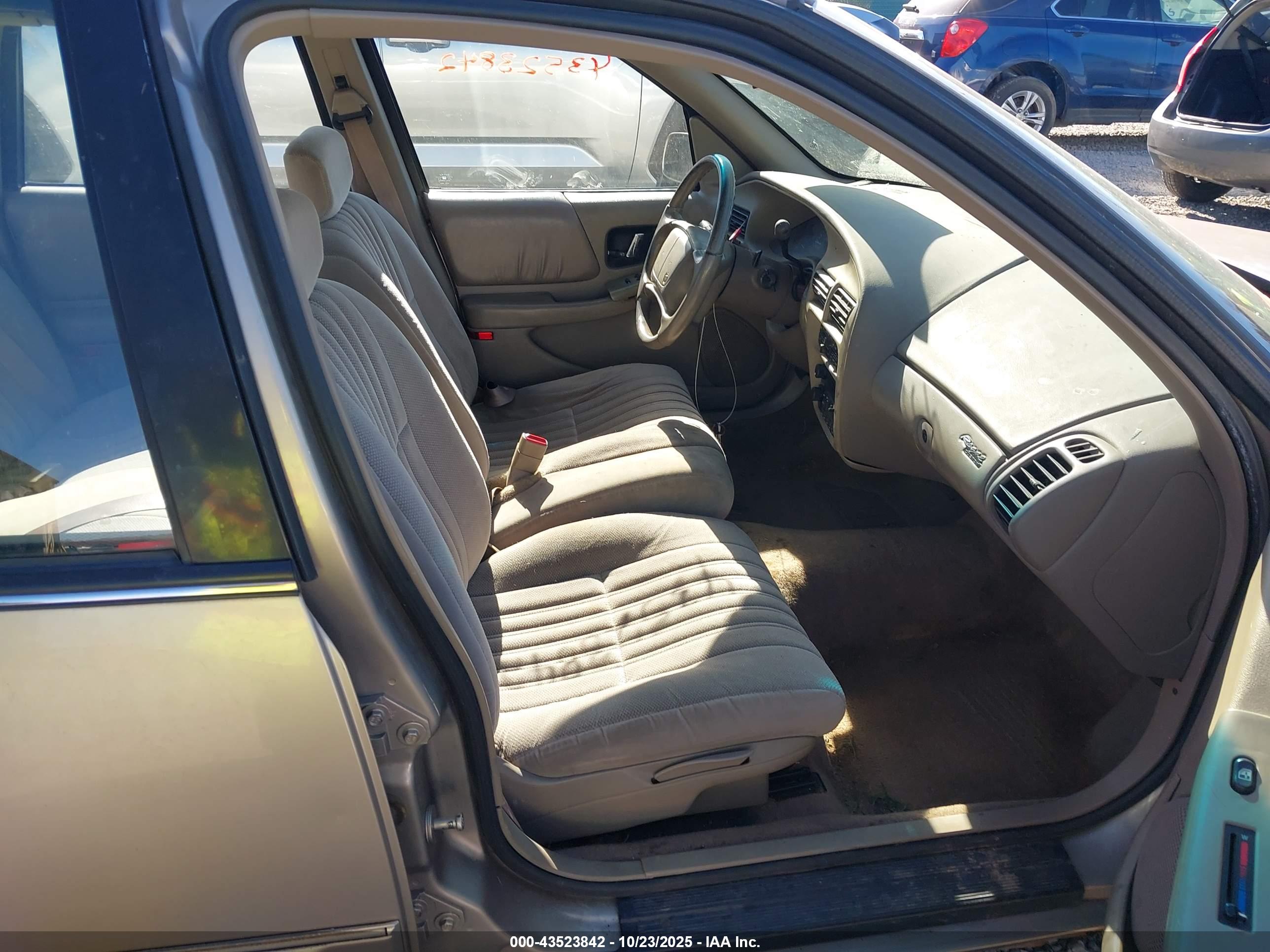 BUICK REGAL image 5