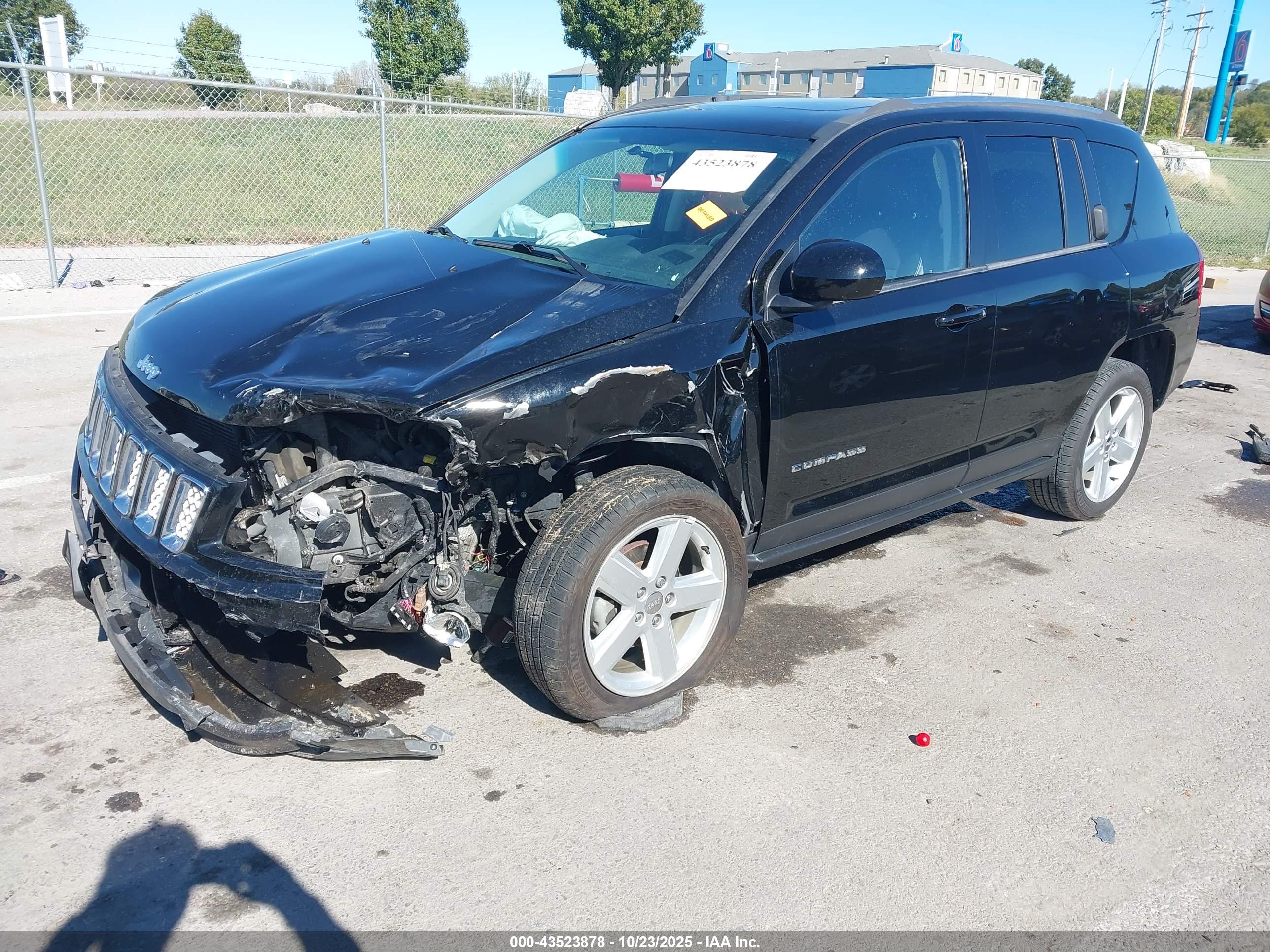 JEEP COMPASS image 2