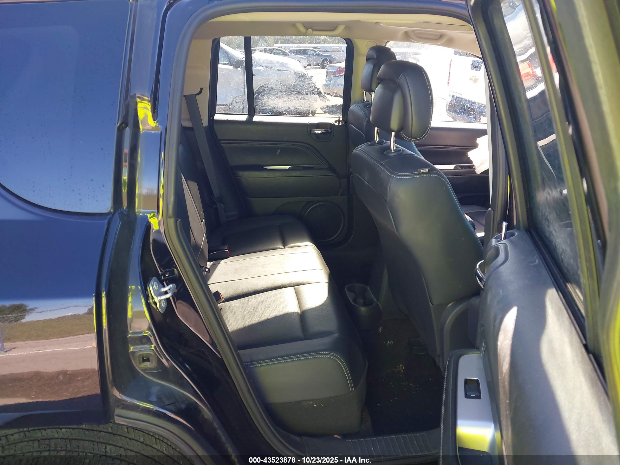 JEEP COMPASS image 8