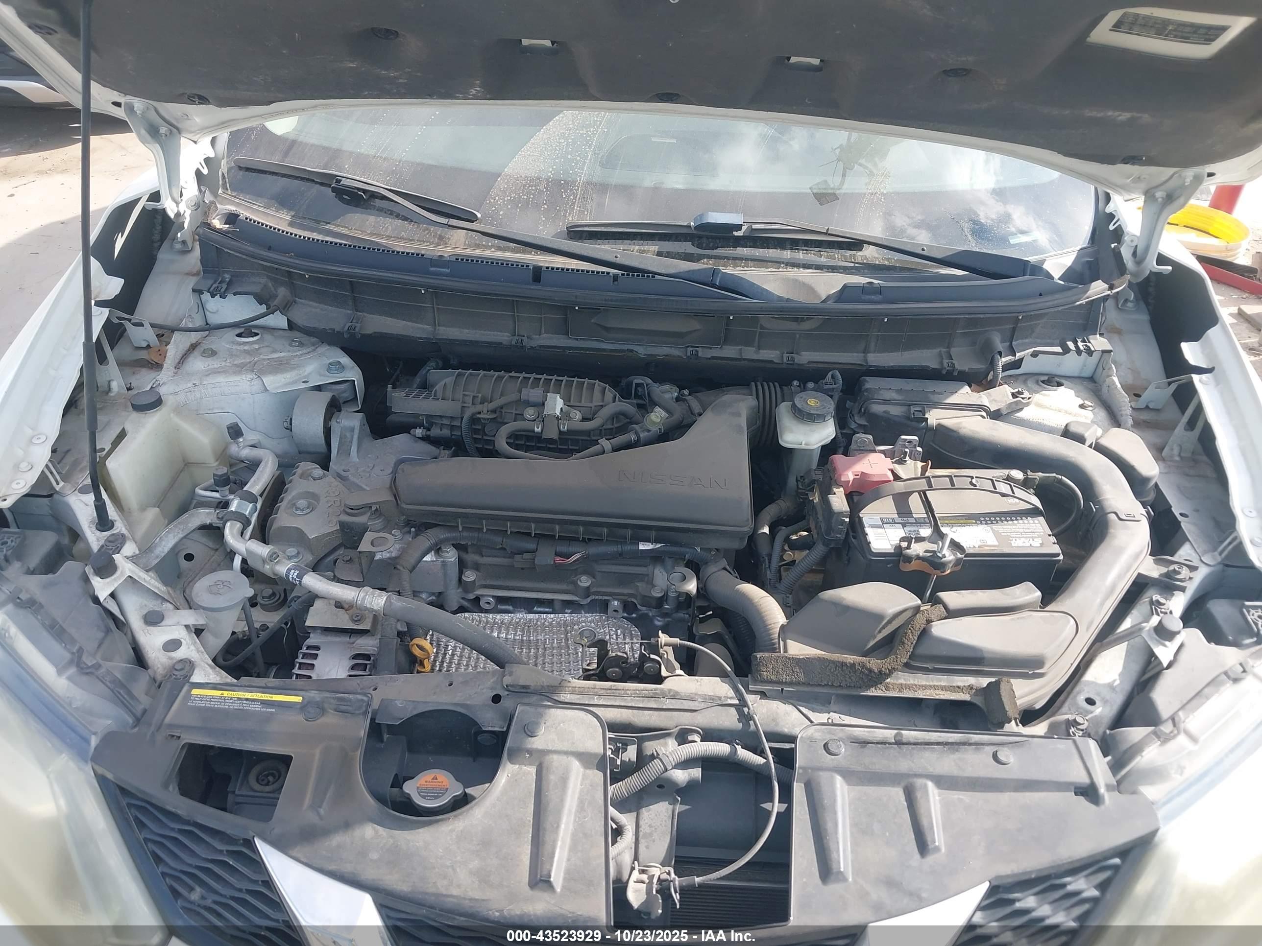 NISSAN ROGUE image 10