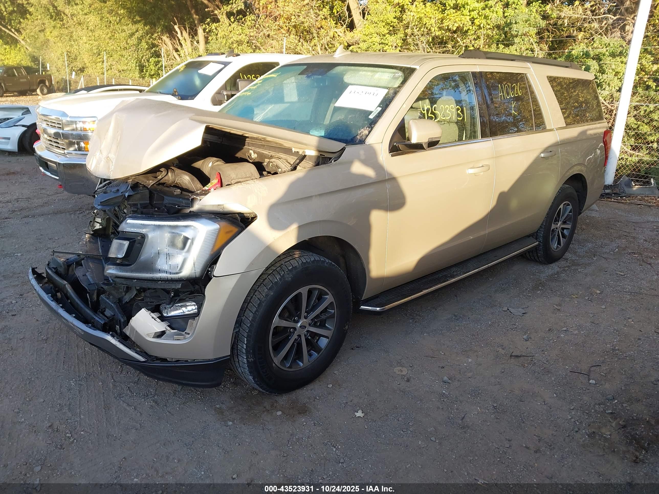 FORD EXPEDITION image 2