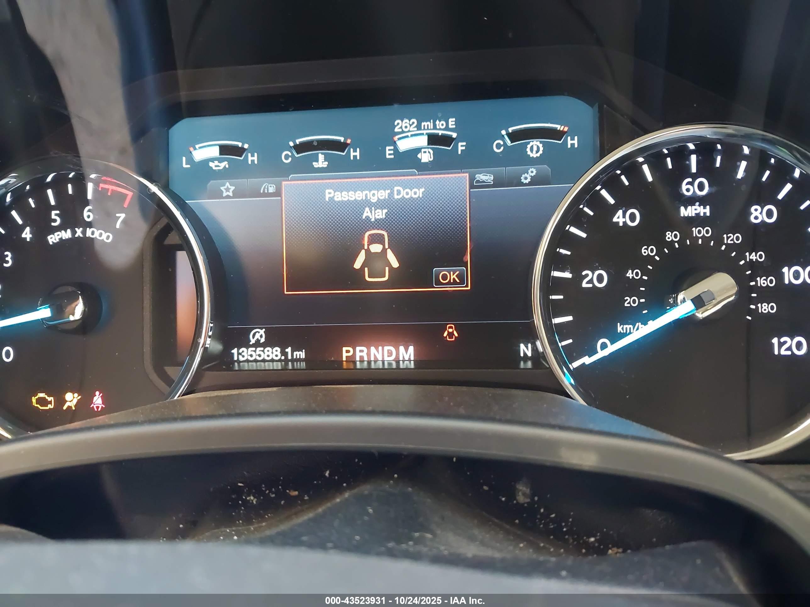 FORD EXPEDITION image 7