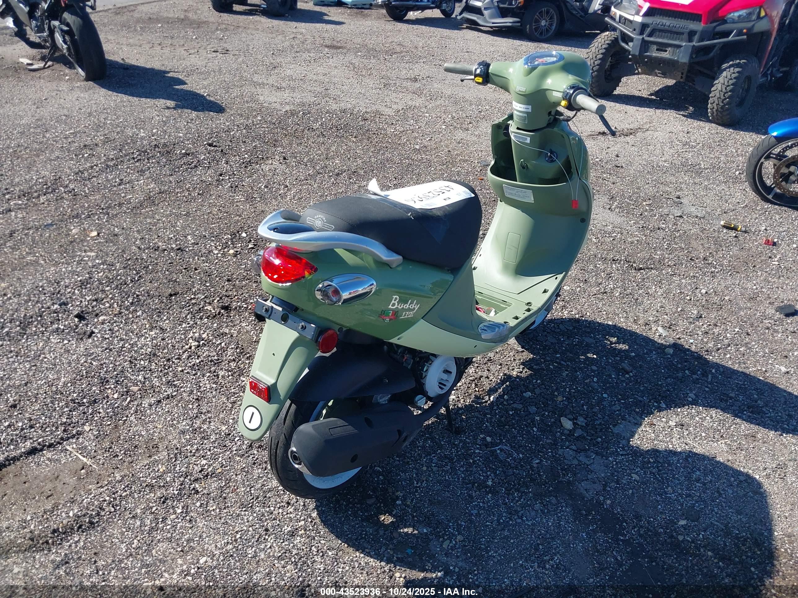 GENUINE SCOOTER image 4