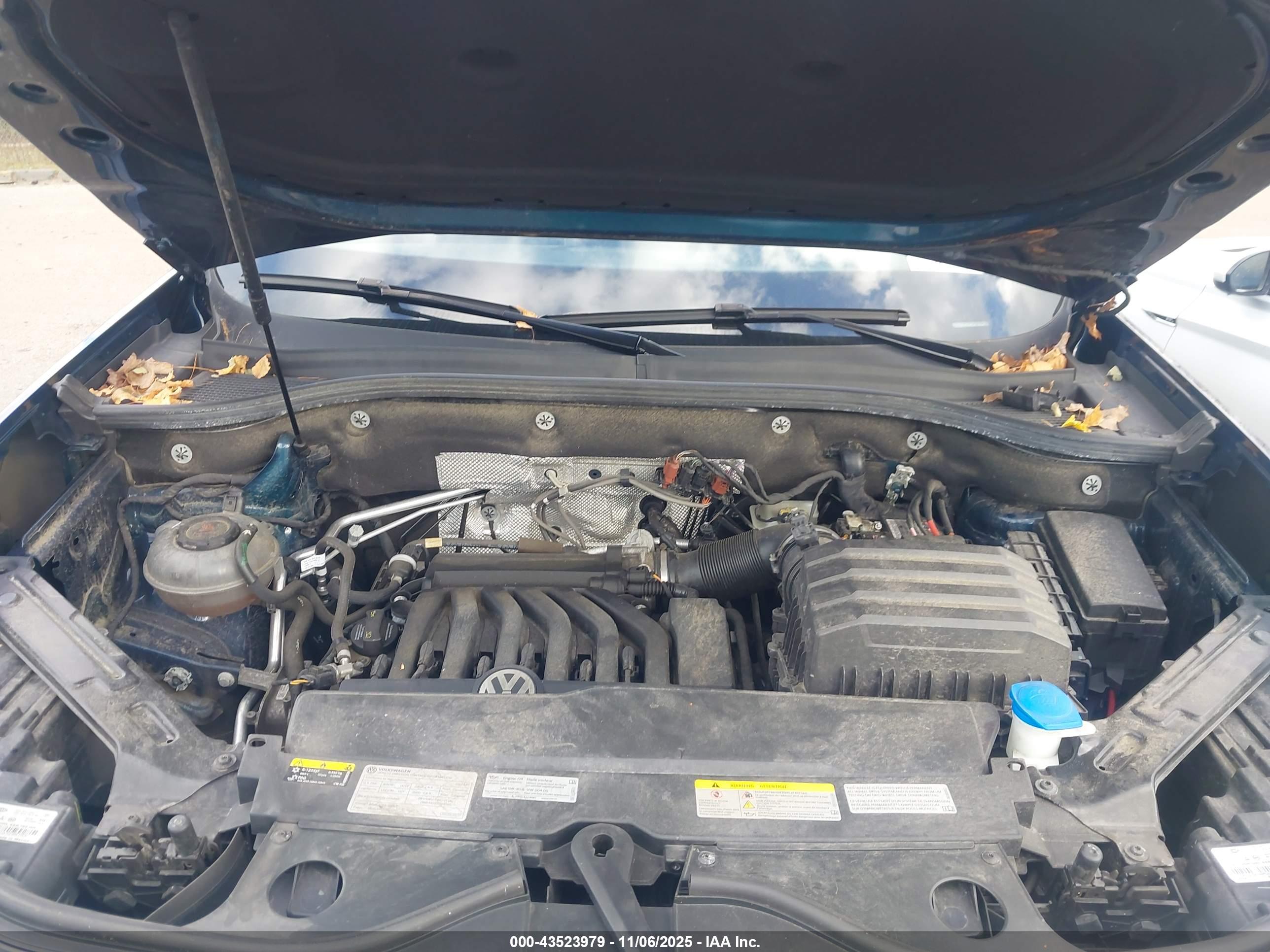 VOLKSWAGEN ATLAS image 10