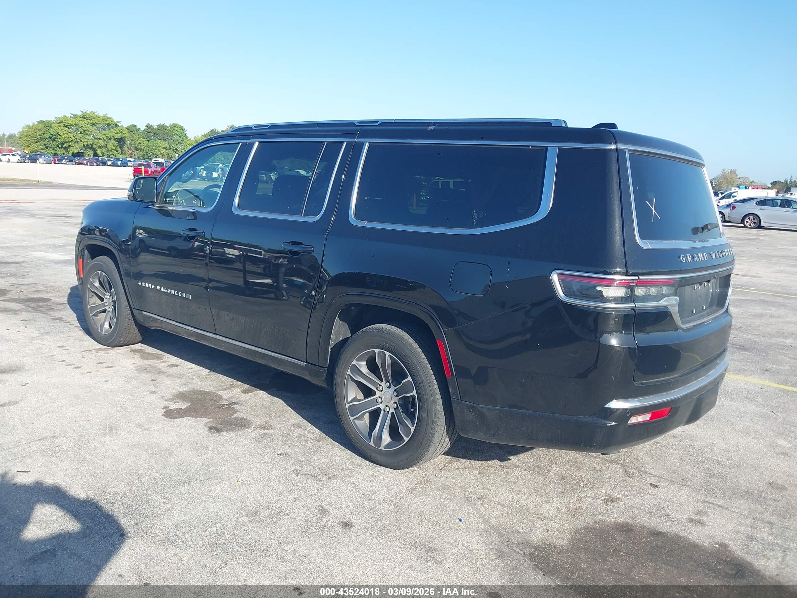JEEP GRAND image 3