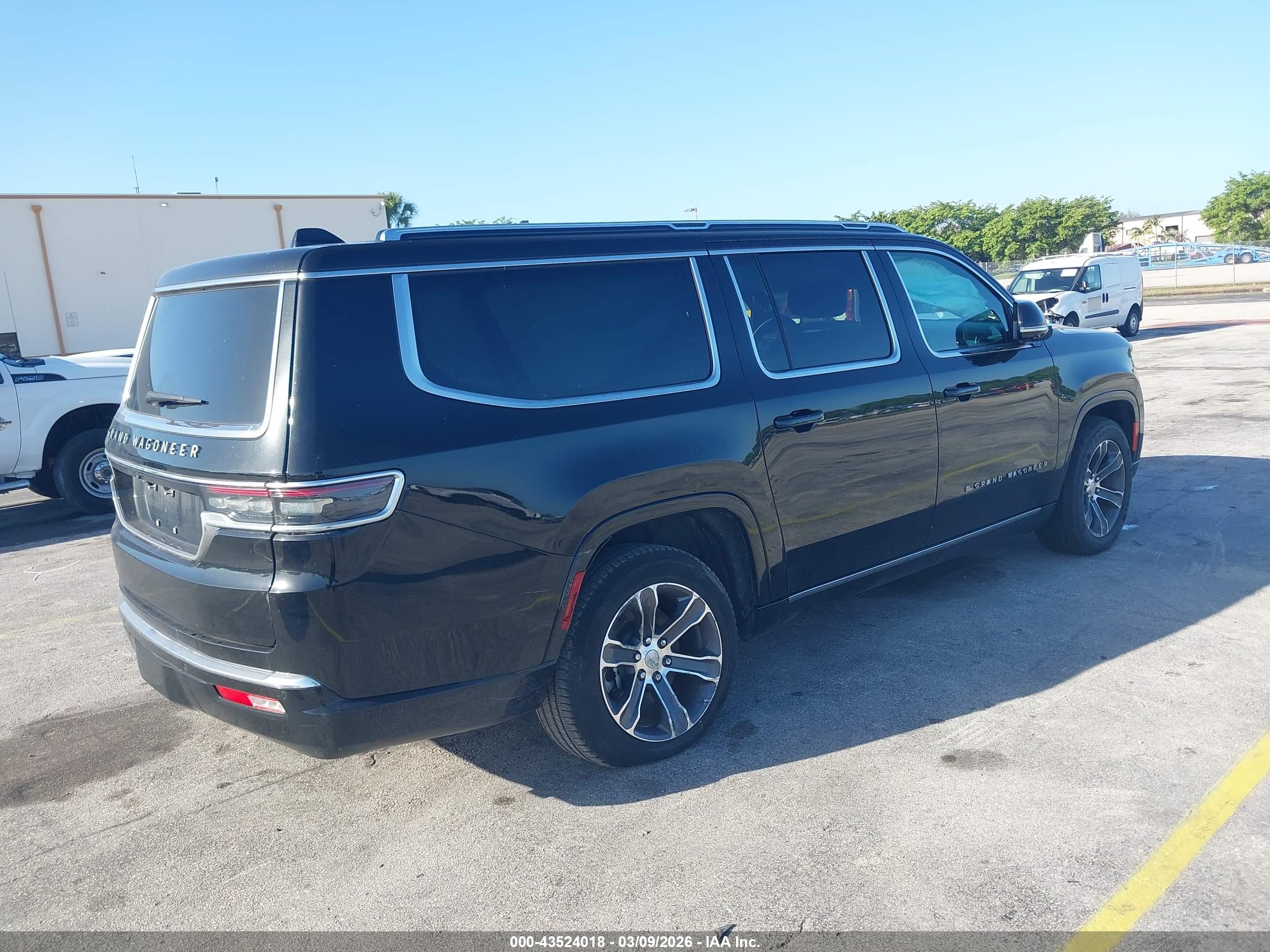 JEEP GRAND image 4