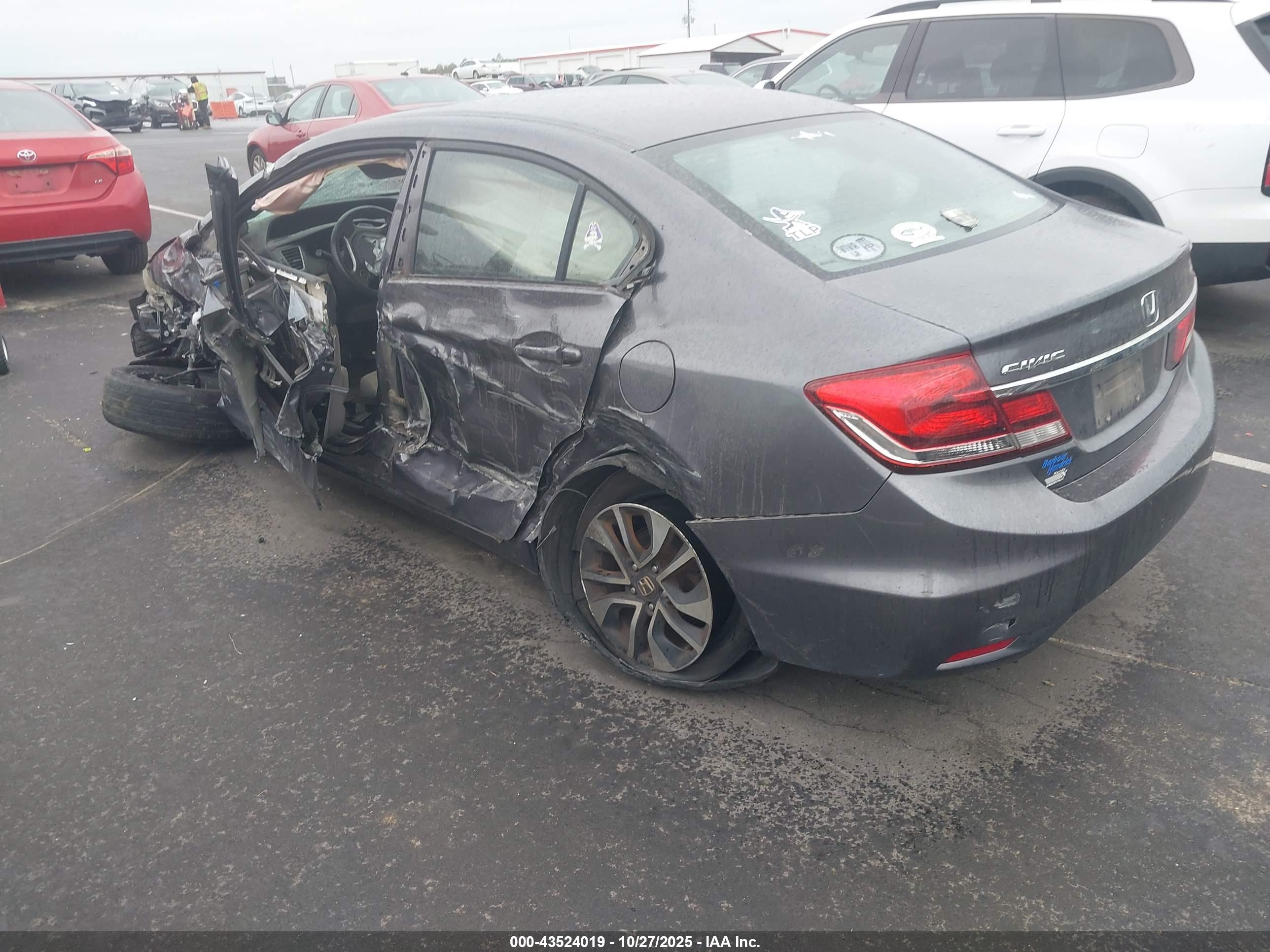 HONDA CIVIC image 3