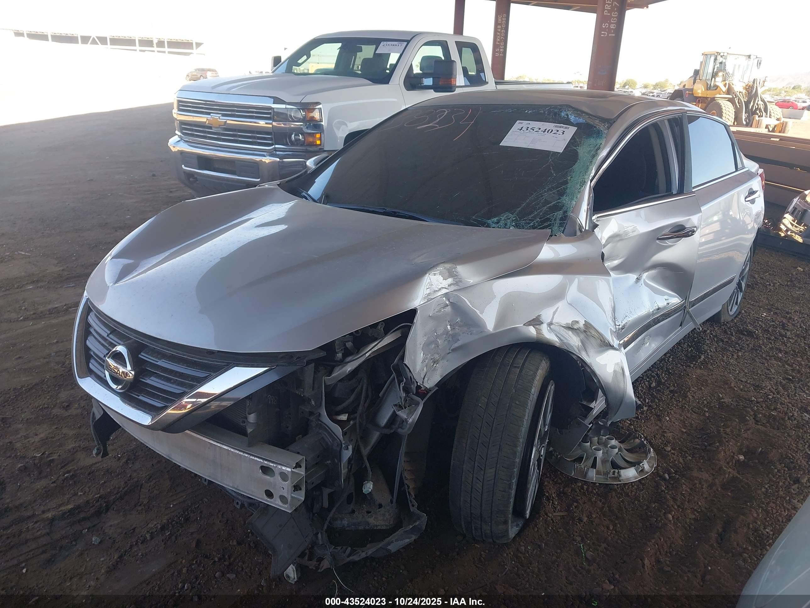 NISSAN ALTIMA image 6