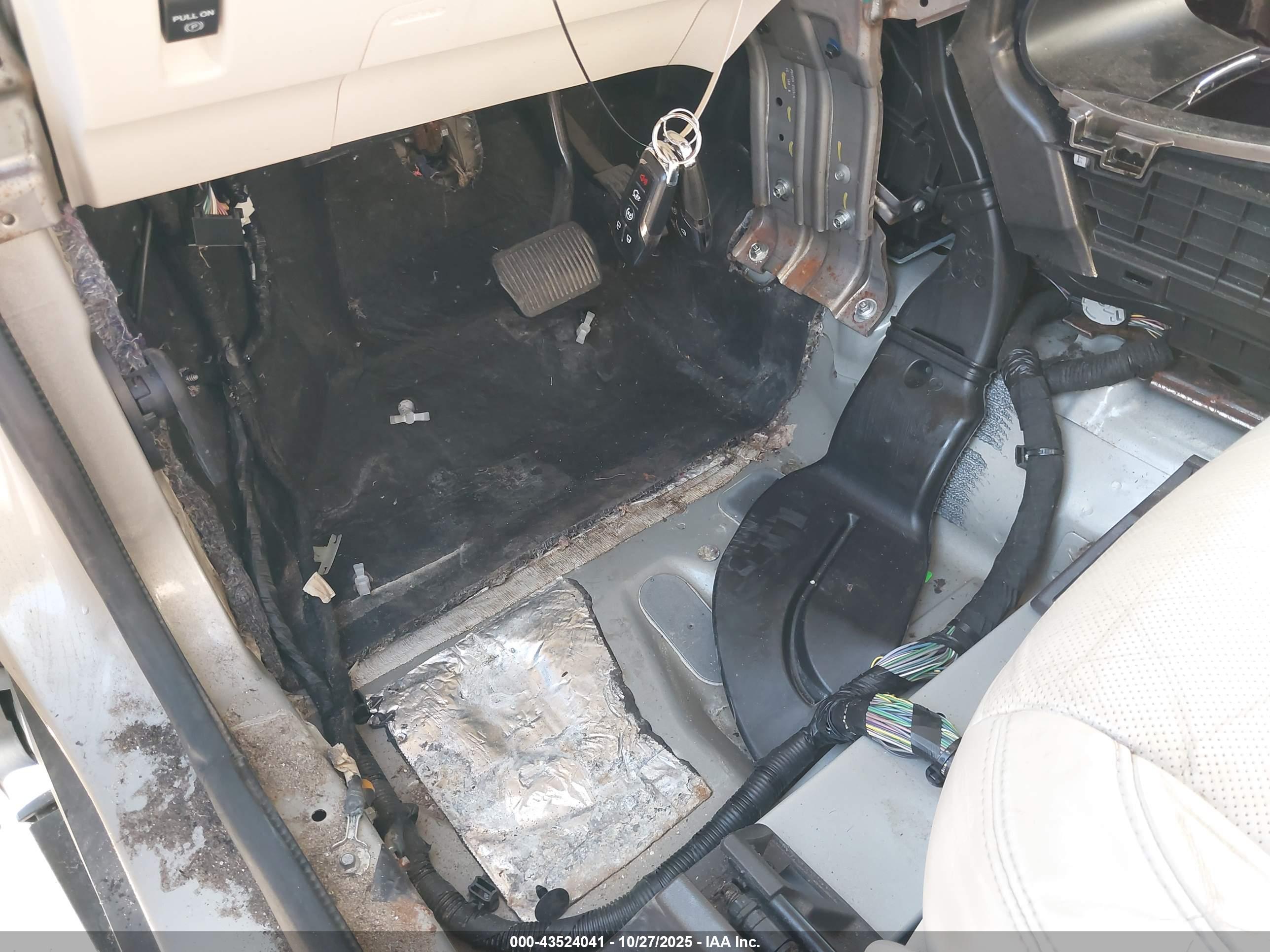 LINCOLN MKC image 6