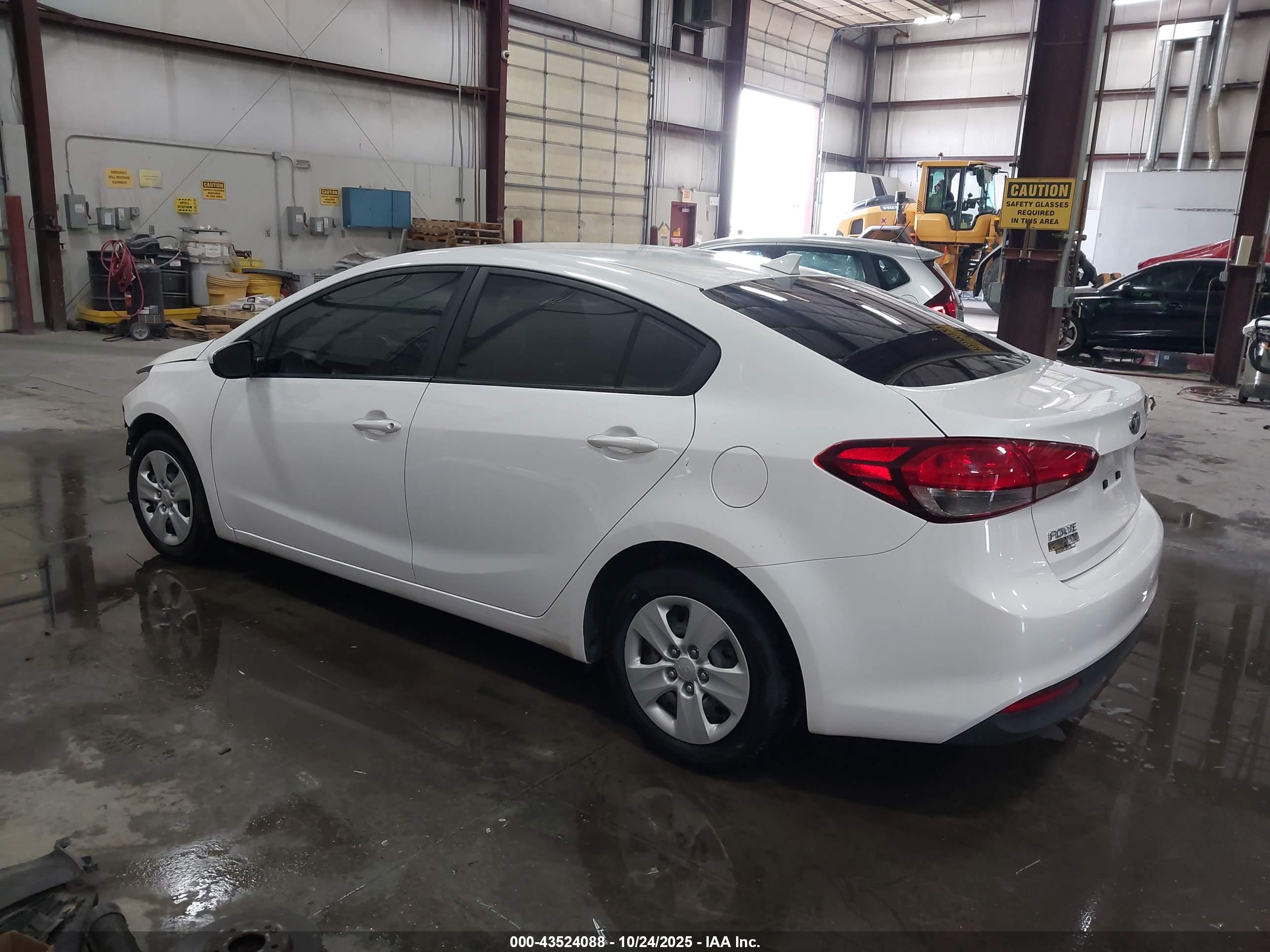 KIA FORTE image 3