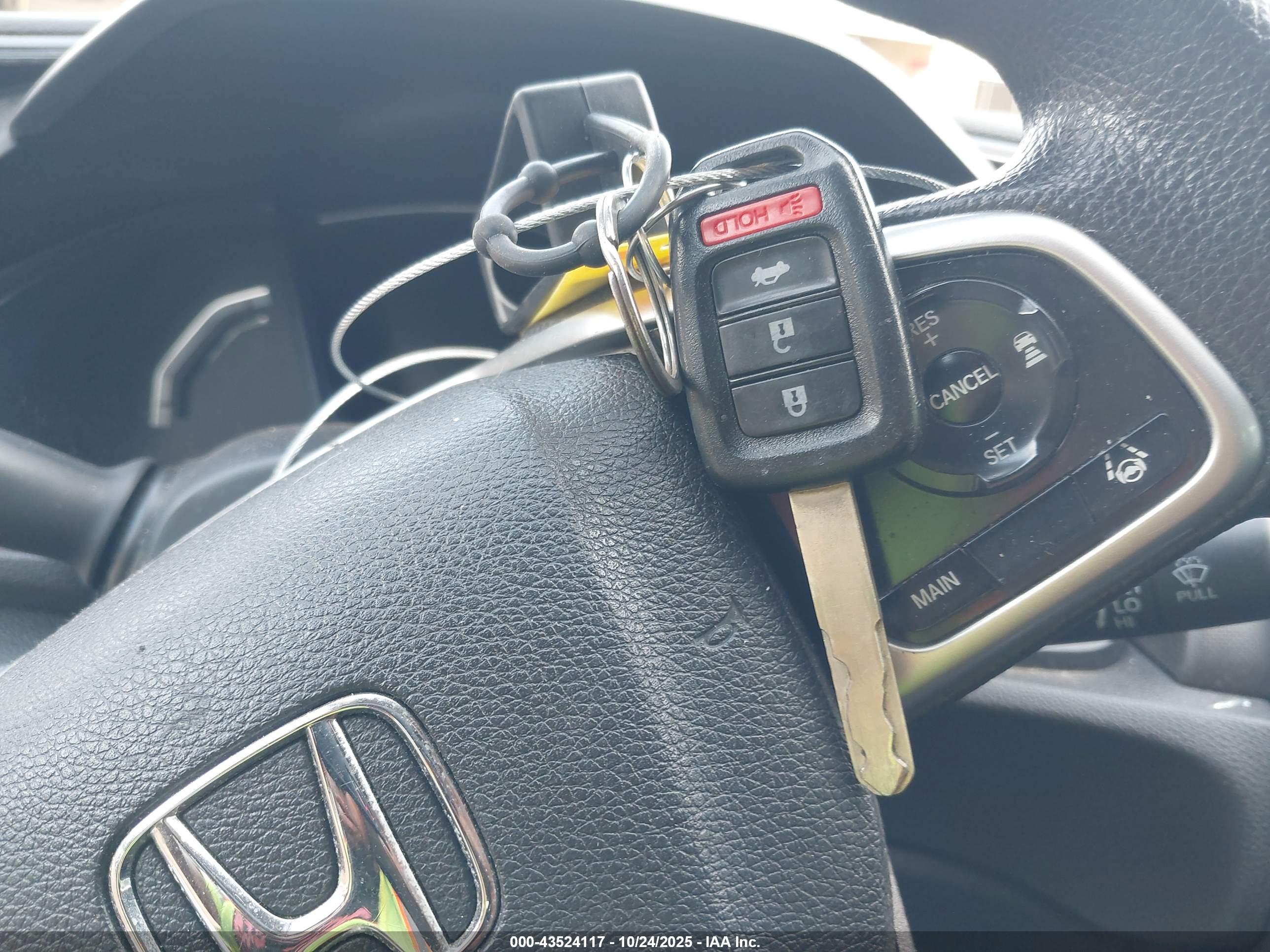 HONDA CIVIC image 11