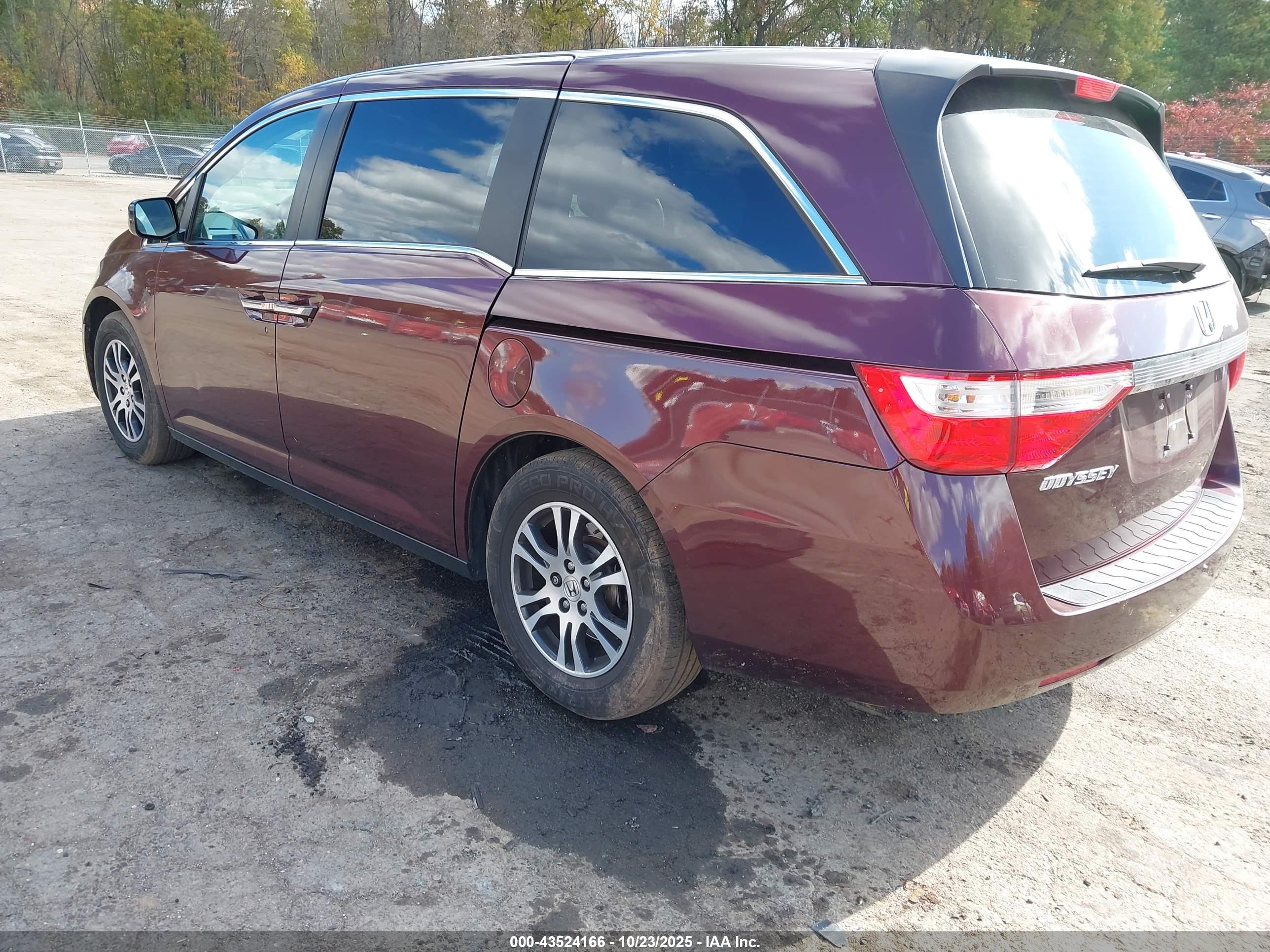 HONDA ODYSSEY image 3