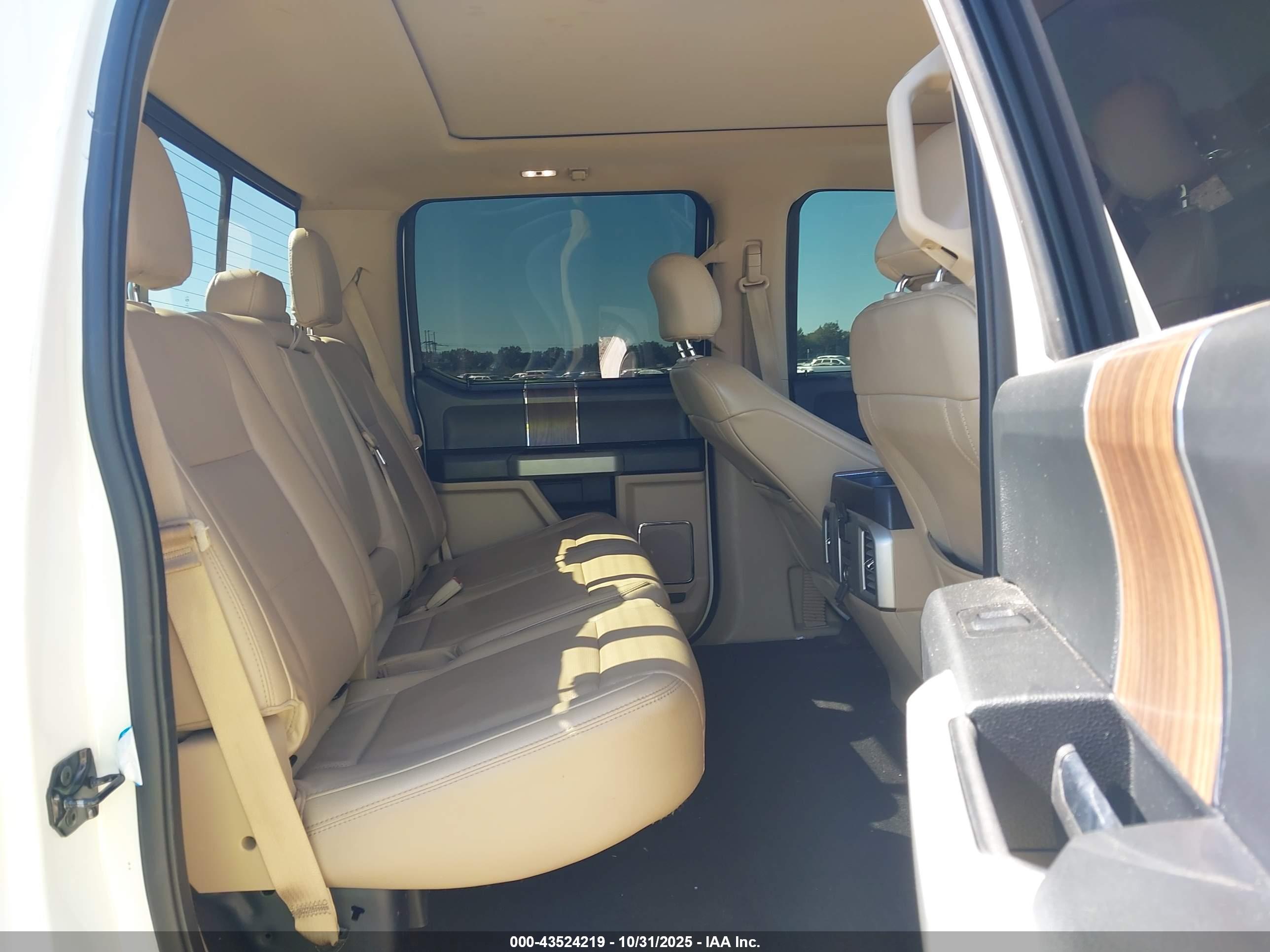 FORD F-150 image 8