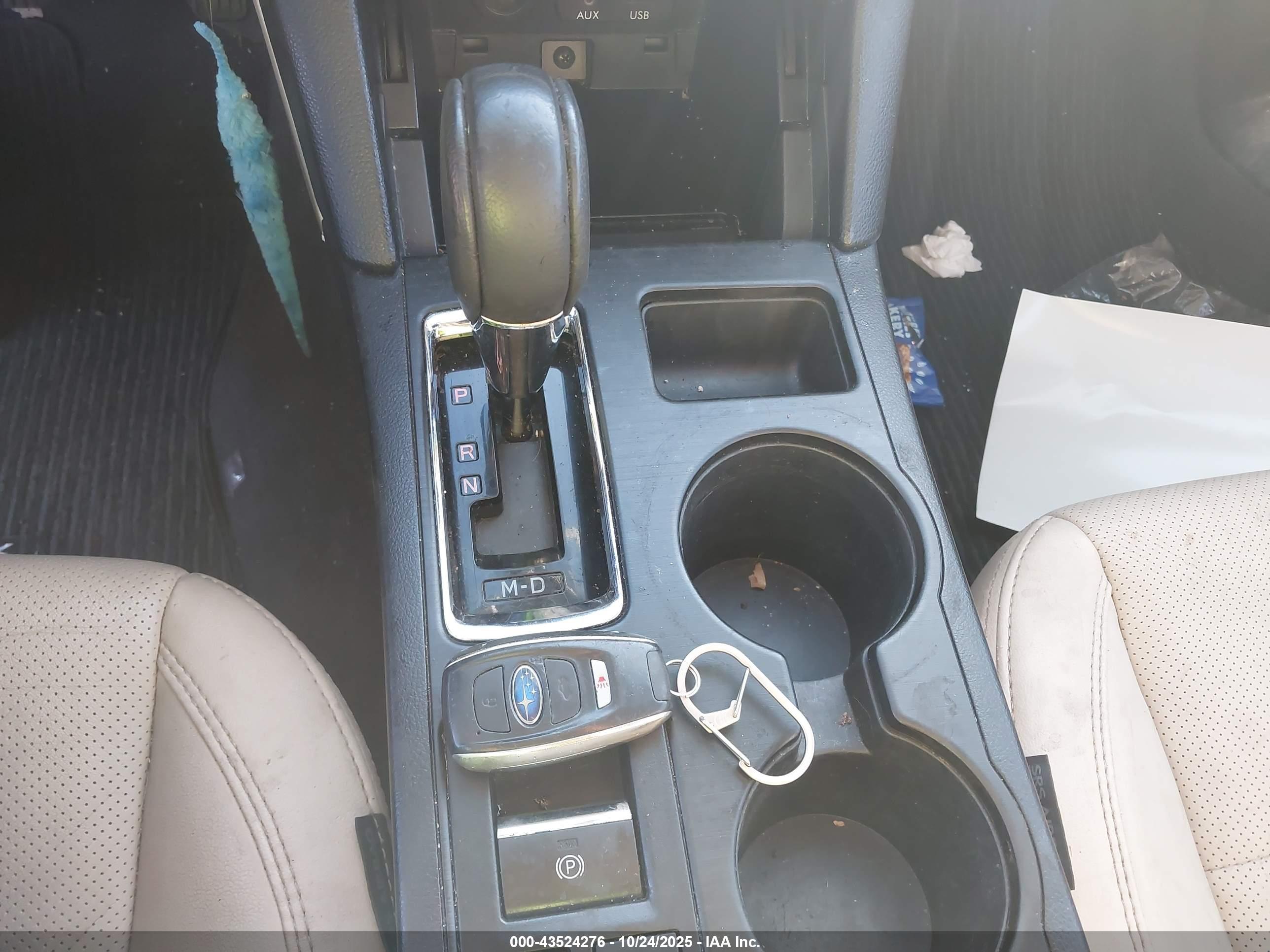 SUBARU OUTBACK image 11