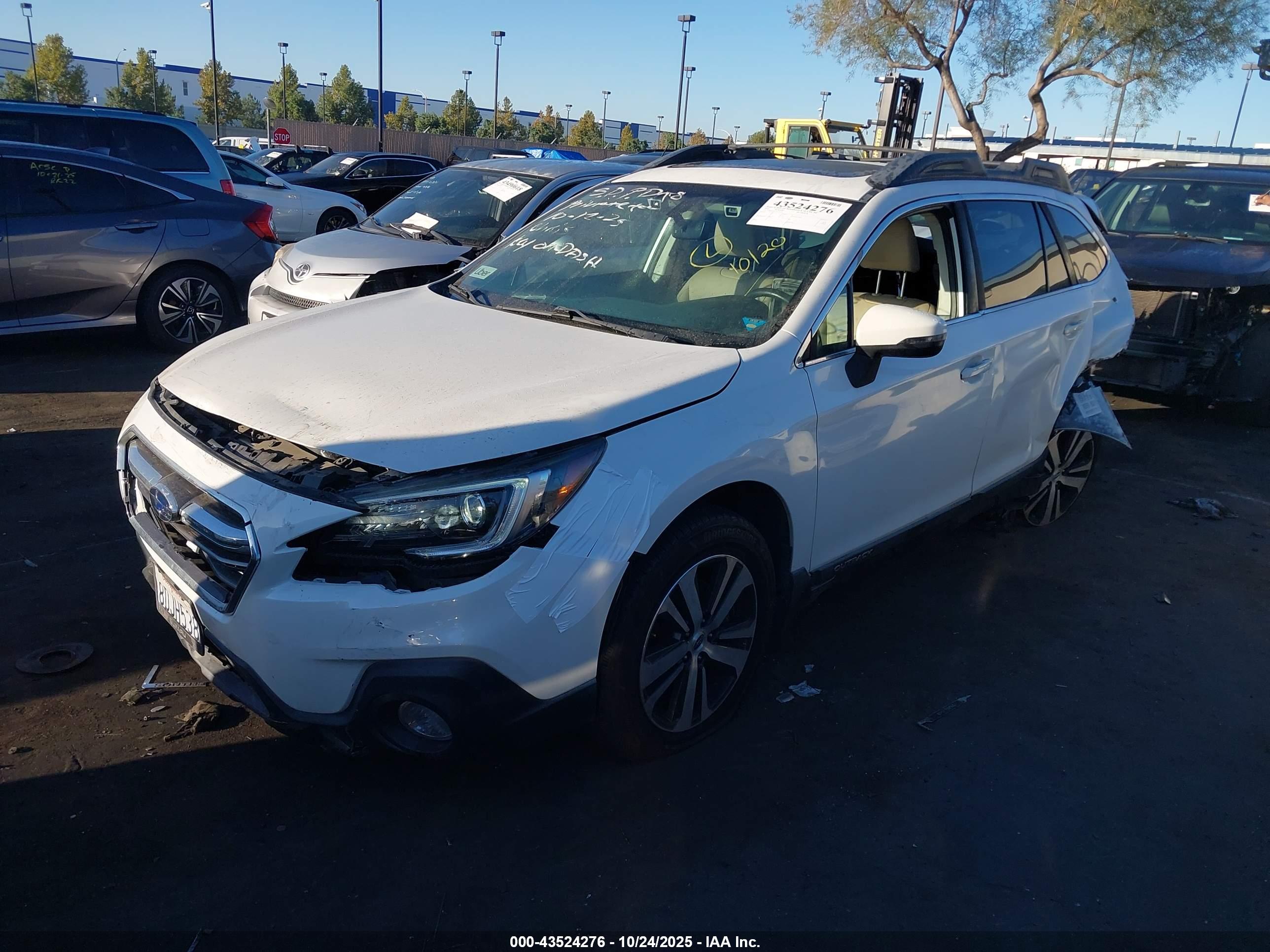 SUBARU OUTBACK image 2
