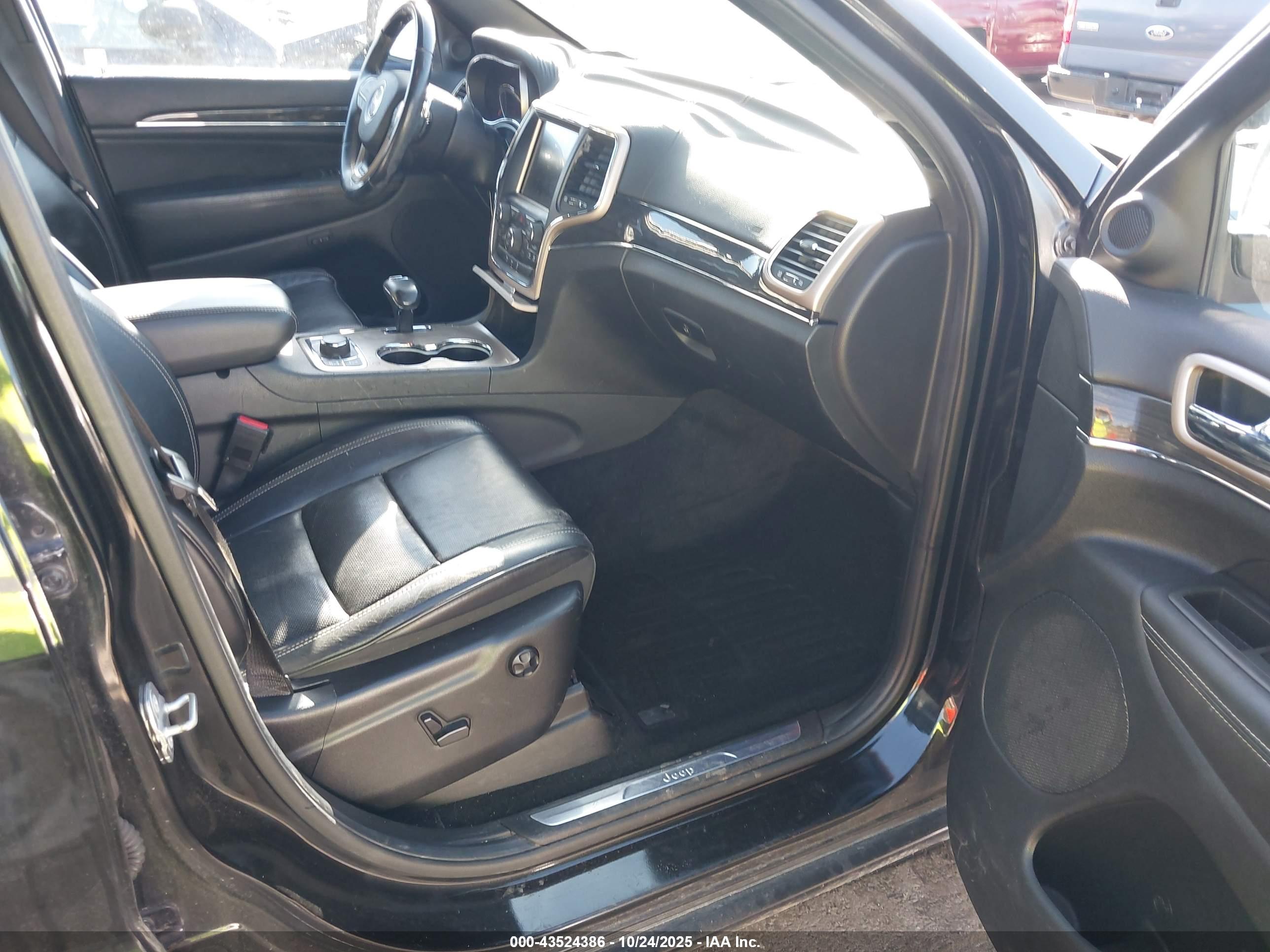 JEEP GRAND image 5