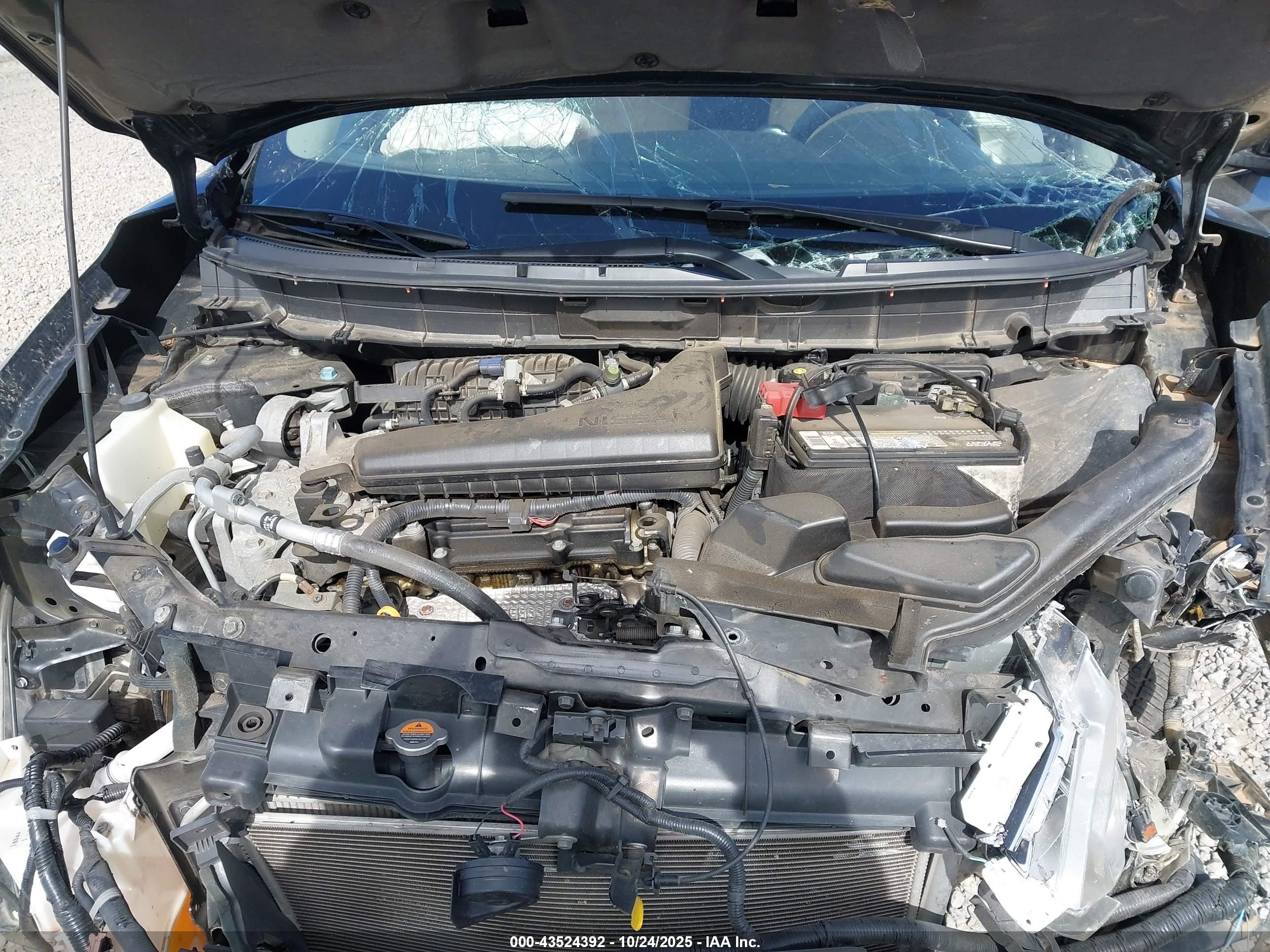 NISSAN ROGUE image 10