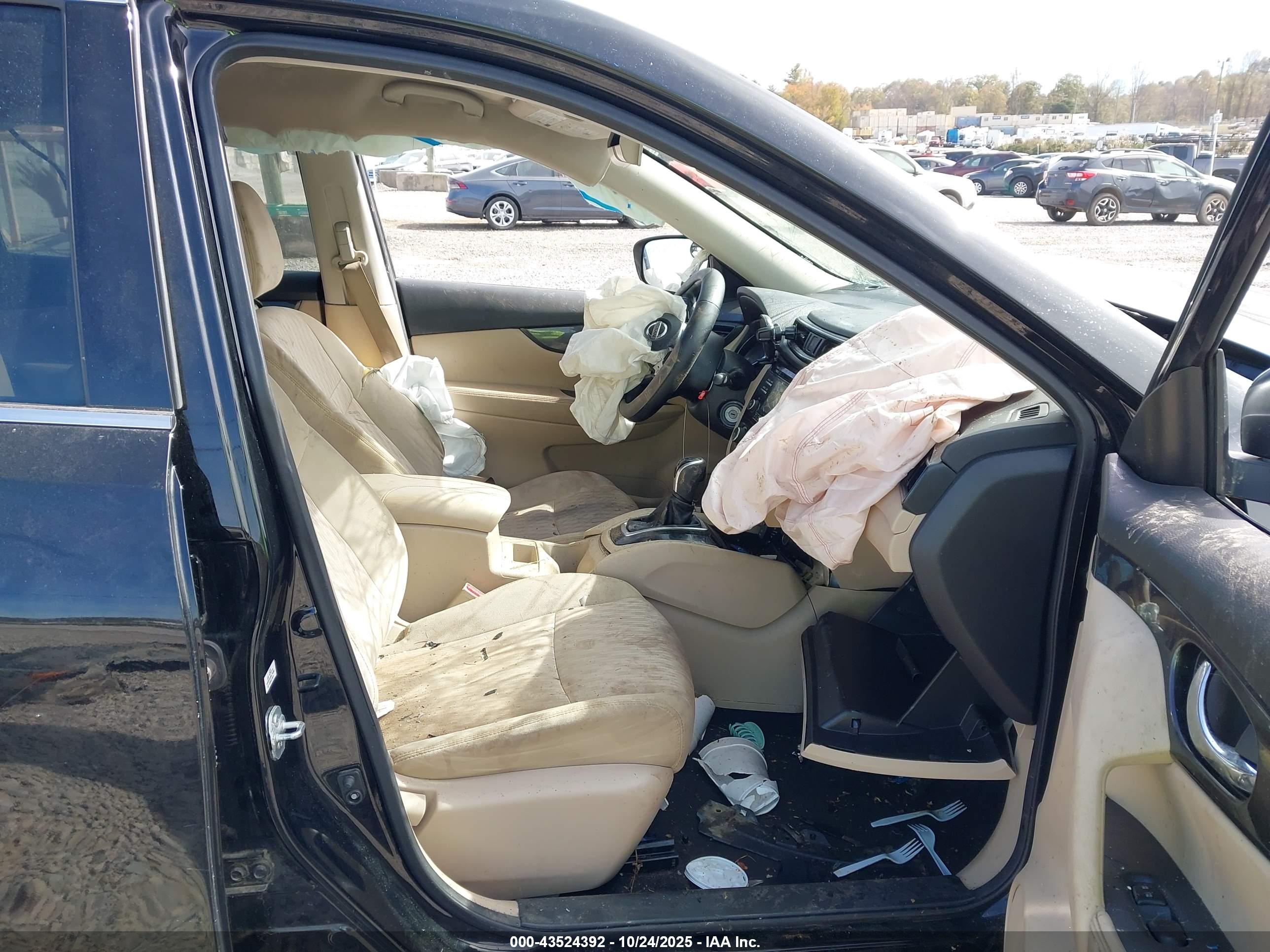 NISSAN ROGUE image 5