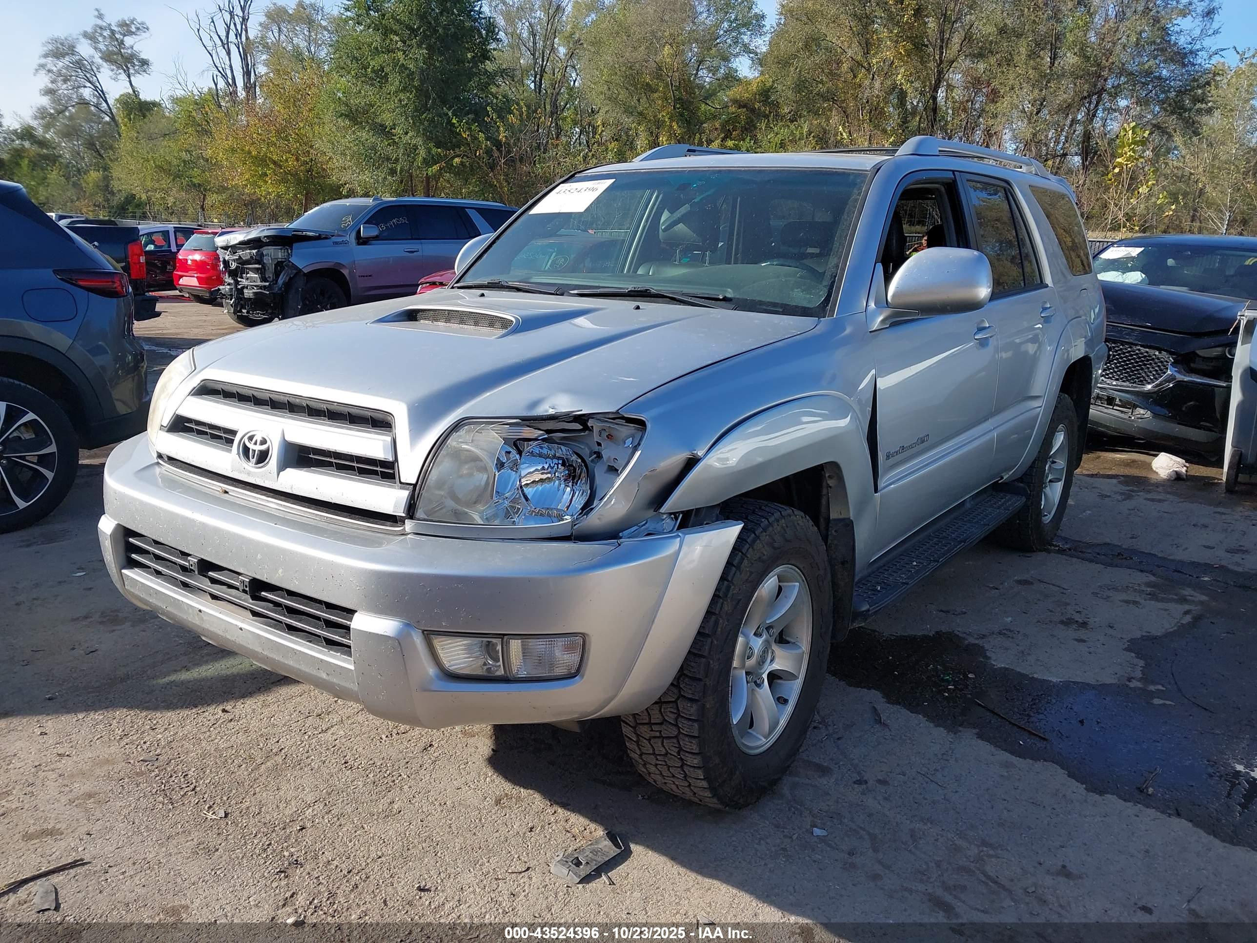 TOYOTA 4RUNNER image 2