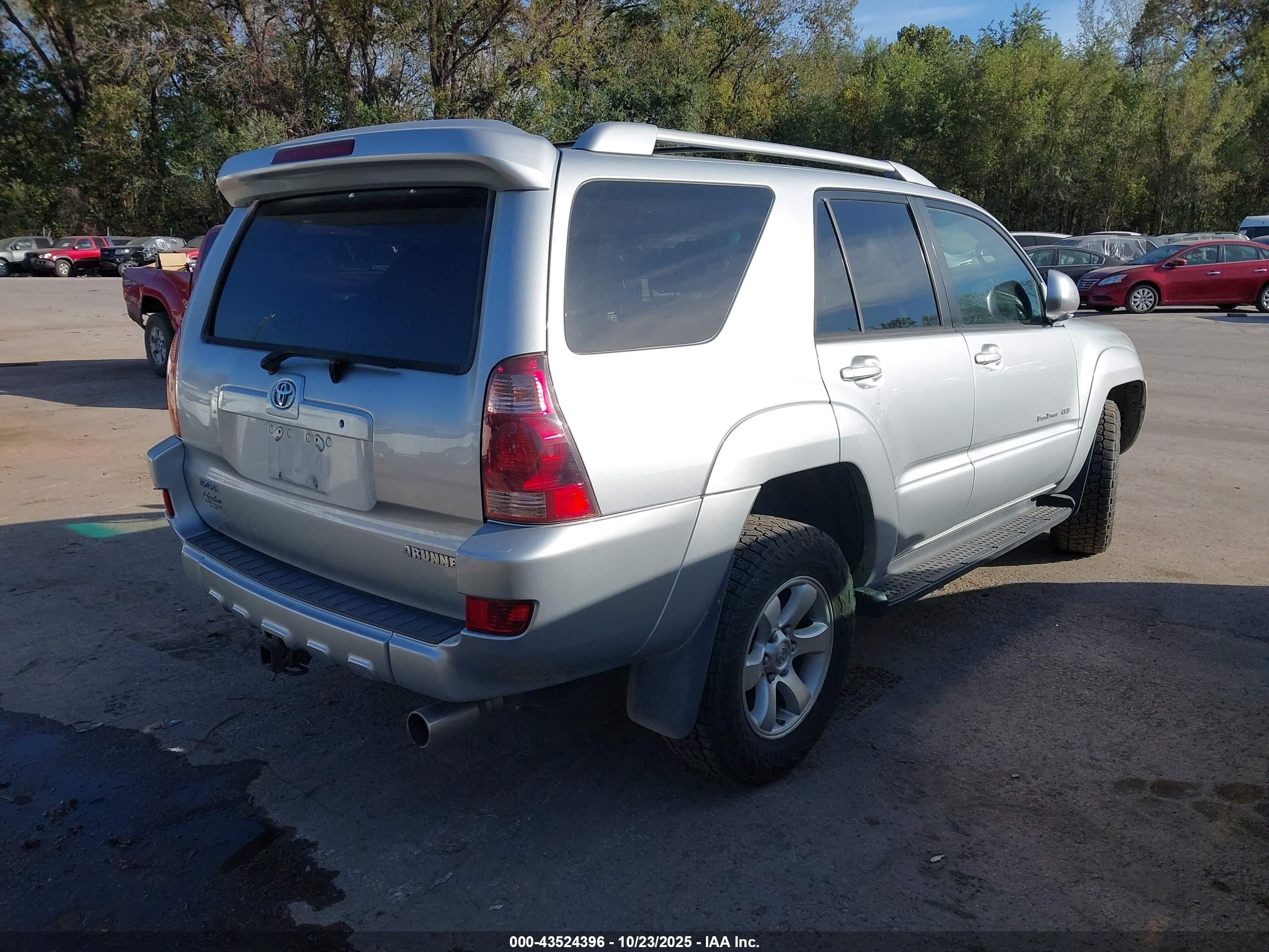 TOYOTA 4RUNNER image 4