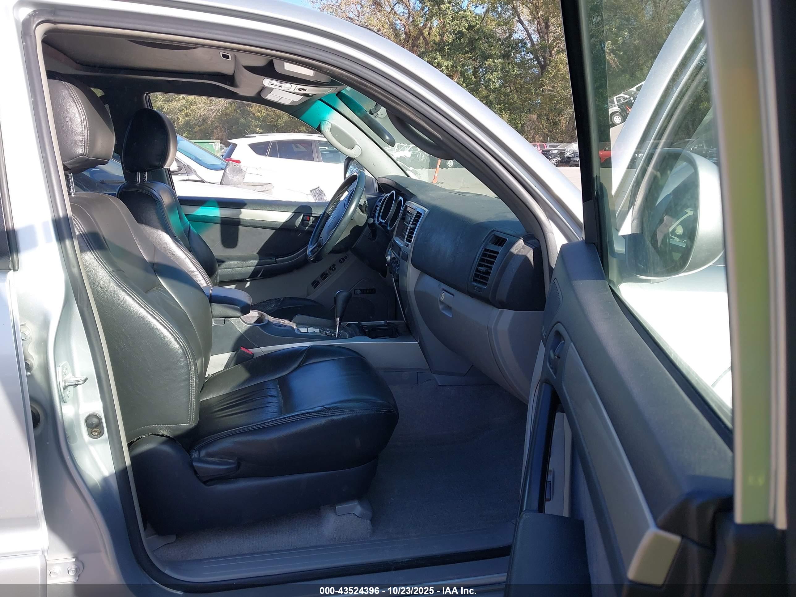TOYOTA 4RUNNER image 5